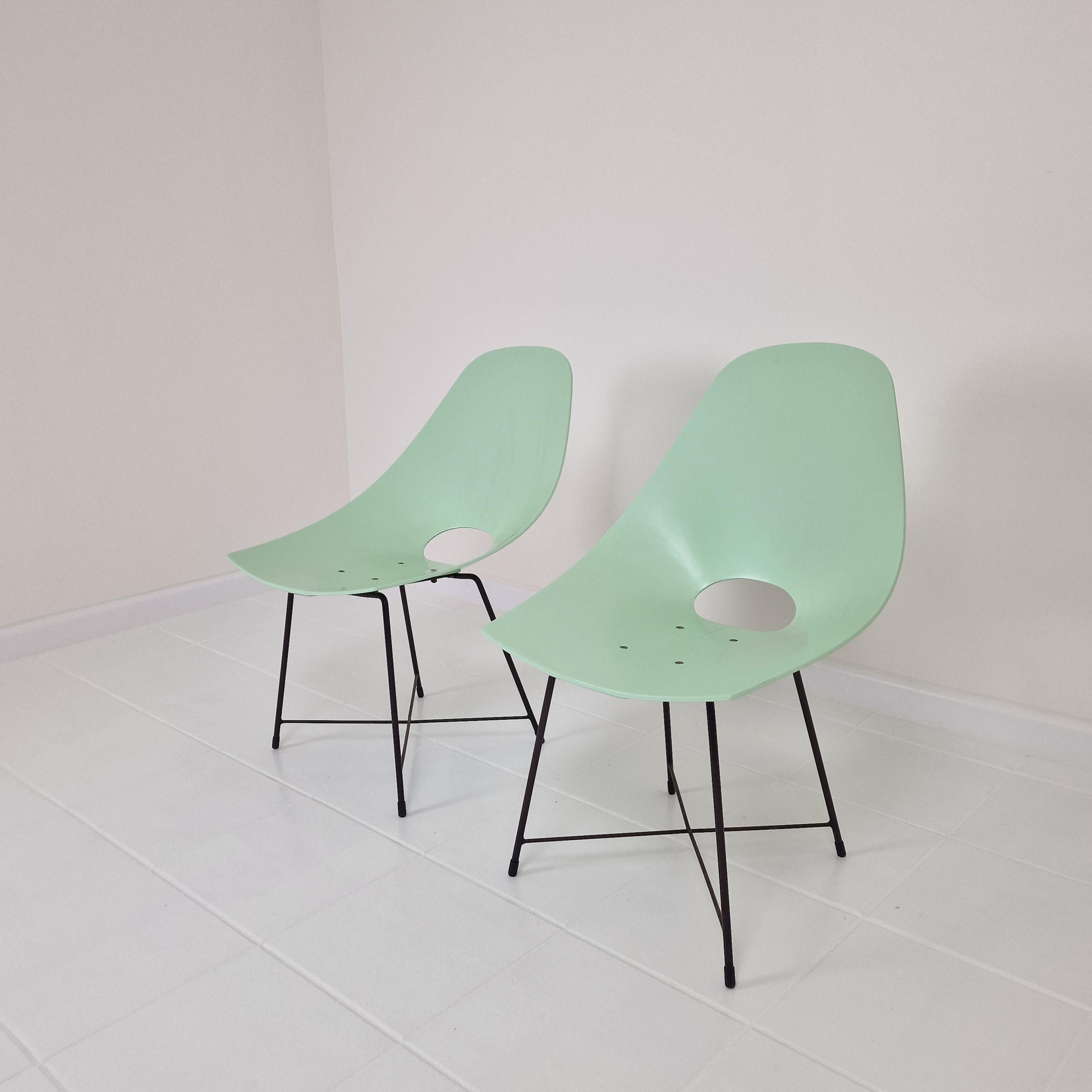 Mid Century Pair of Augusto Bozzi Chairs for Saporiti, Italy 1950's For Sale 1