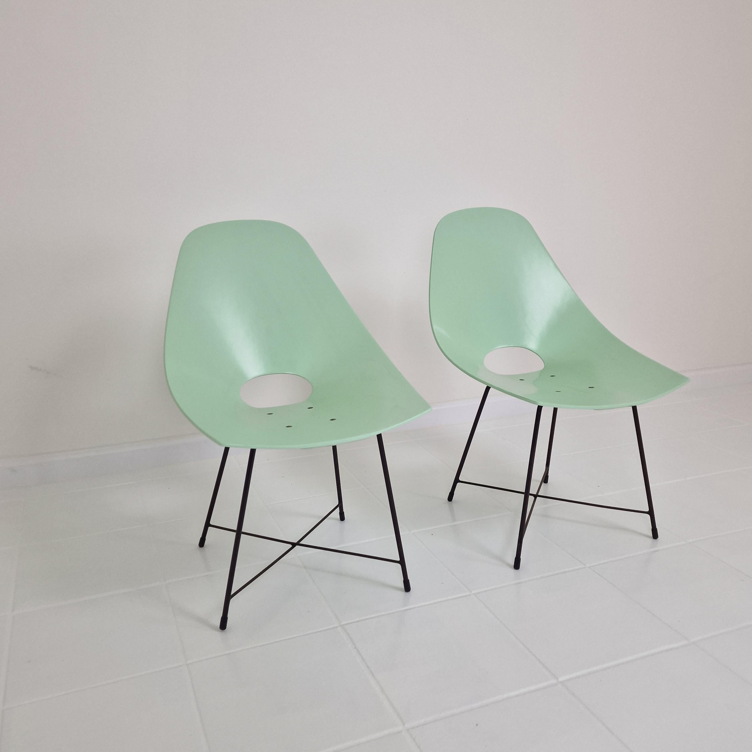 Mid Century Pair of Augusto Bozzi Chairs for Saporiti, Italy 1950's For Sale 2