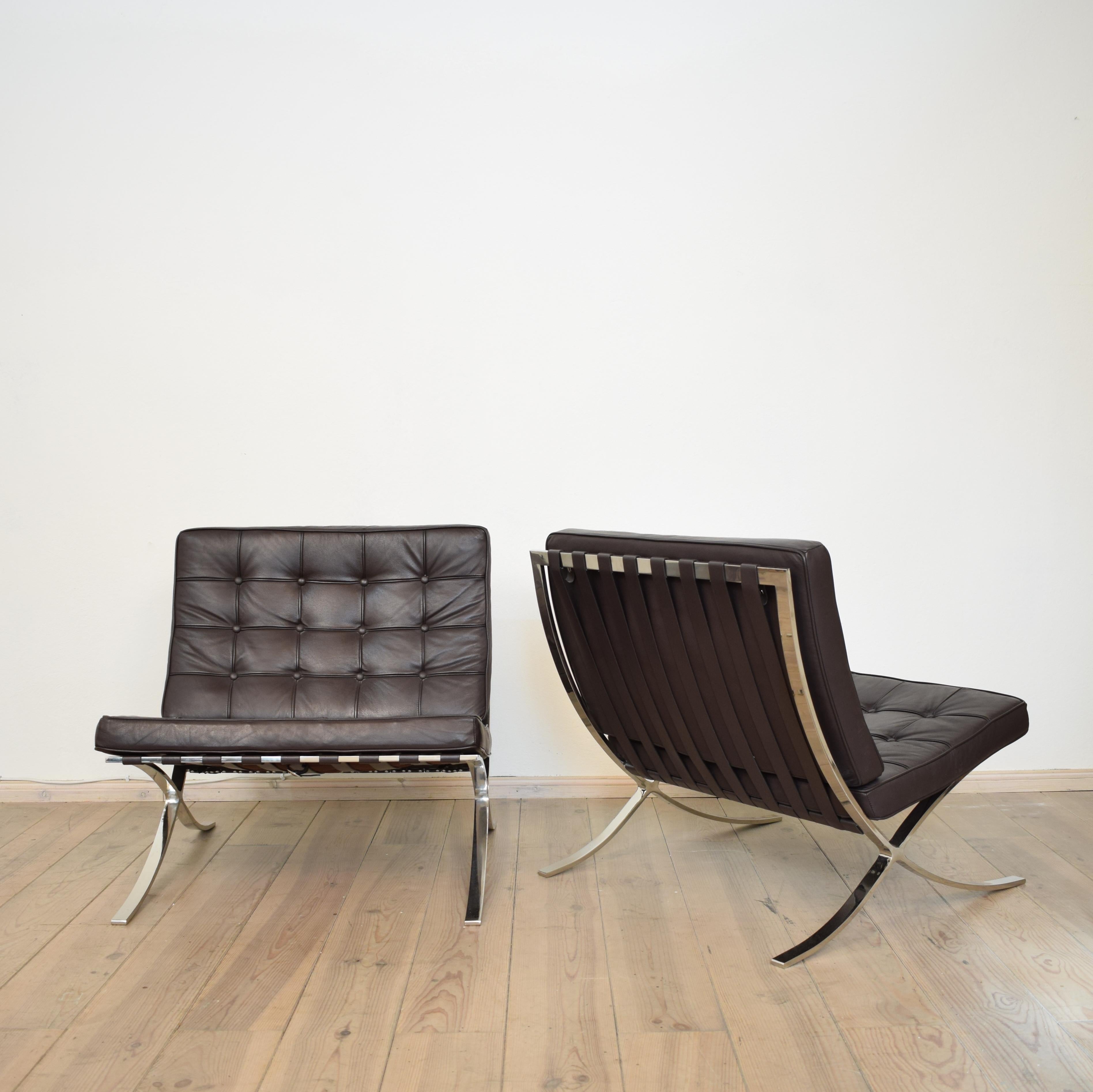 Mid-Century Modern Mid Century Pair of Barcelona Chairs in the Style of Ludwig Mies van der Rohe