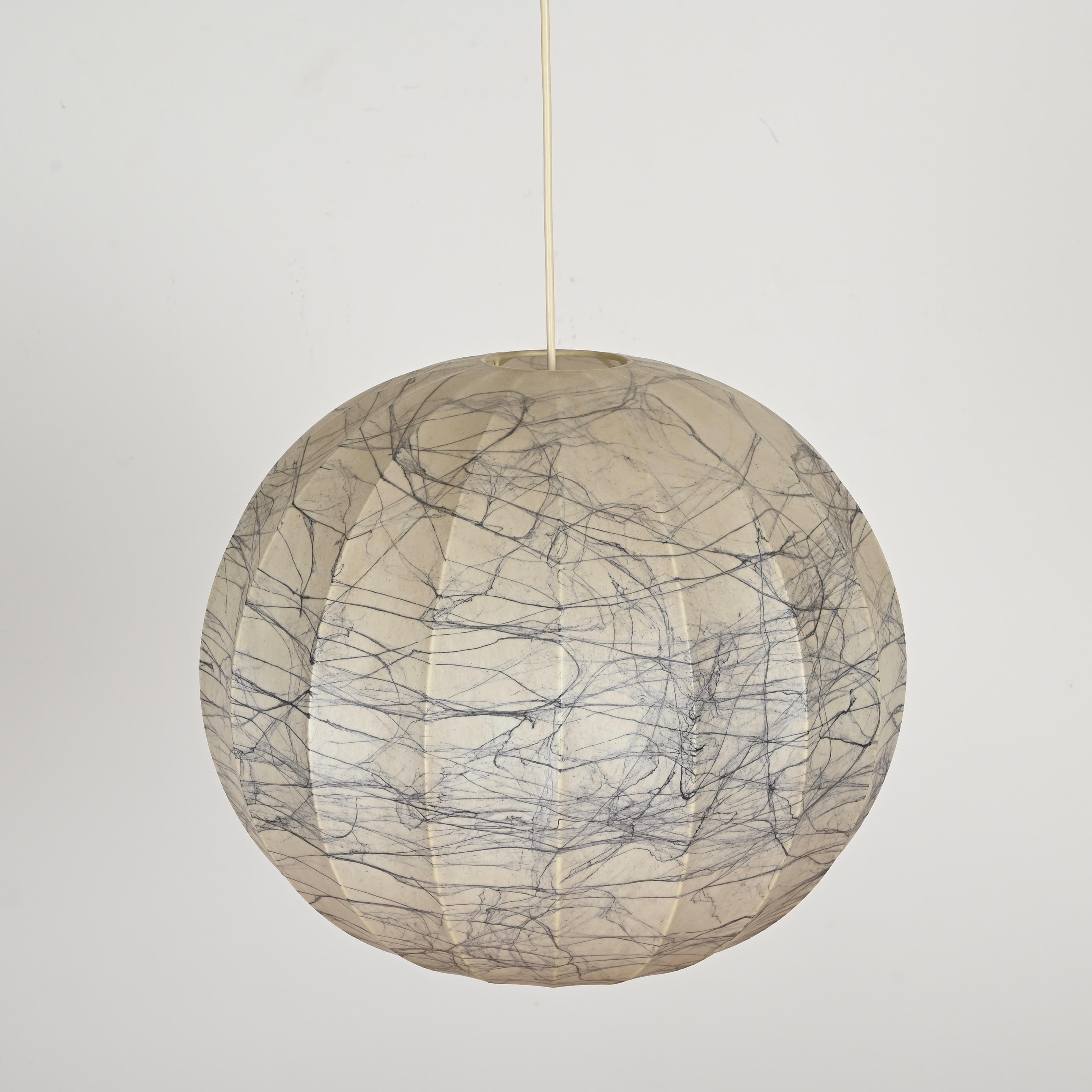 Mid-Century Pair of Large Veined Beige Cocoon Pendant by Castiglioni, Italy 1960 4