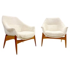 Mid-Century Pair of Beige Fabric Armchairs by Julia Gaubek, Hungary, 1950s