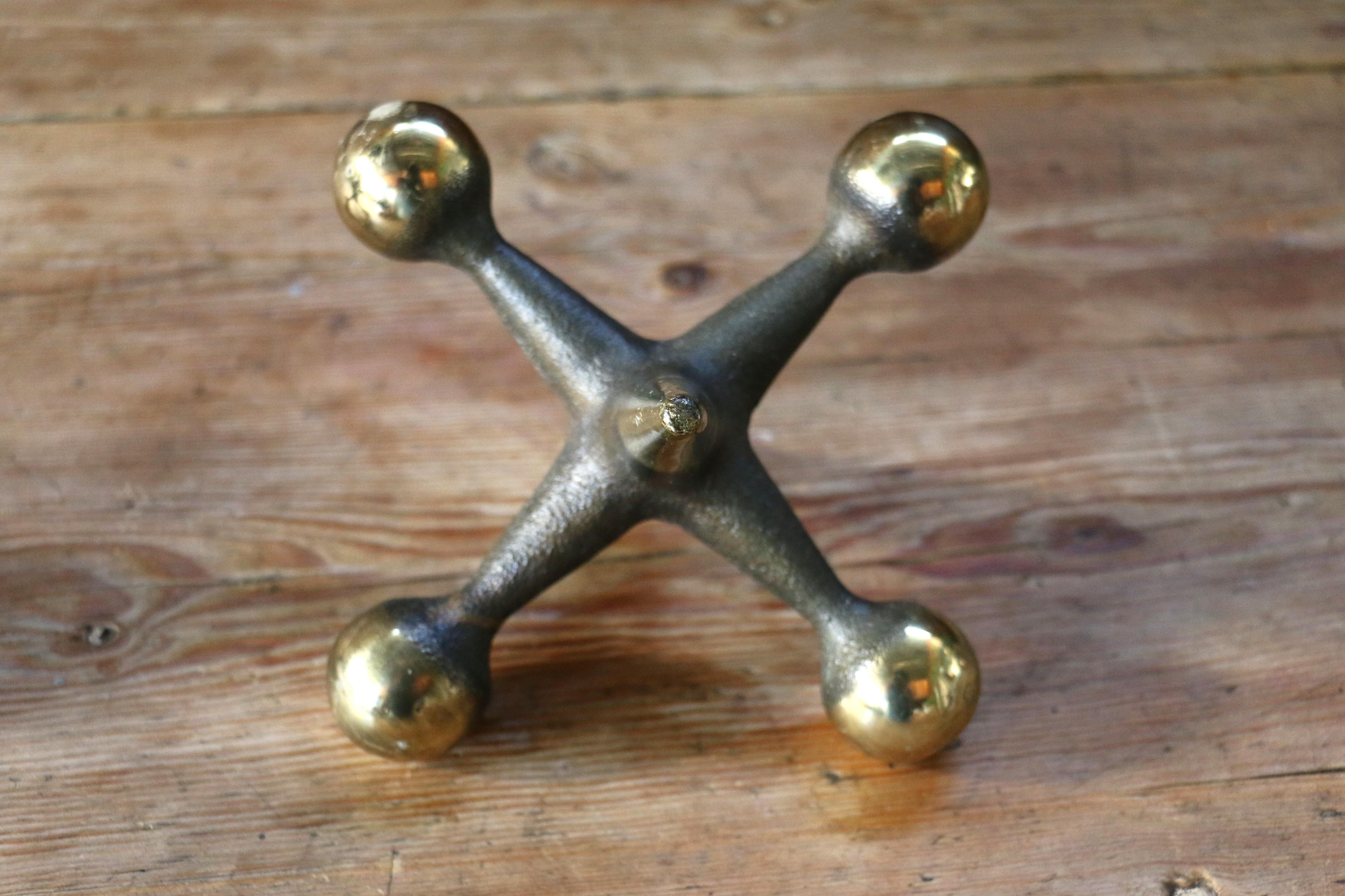 Coppia di sculture di Bill Curry in ottone antico del Mid Century Antiques in vendita 3