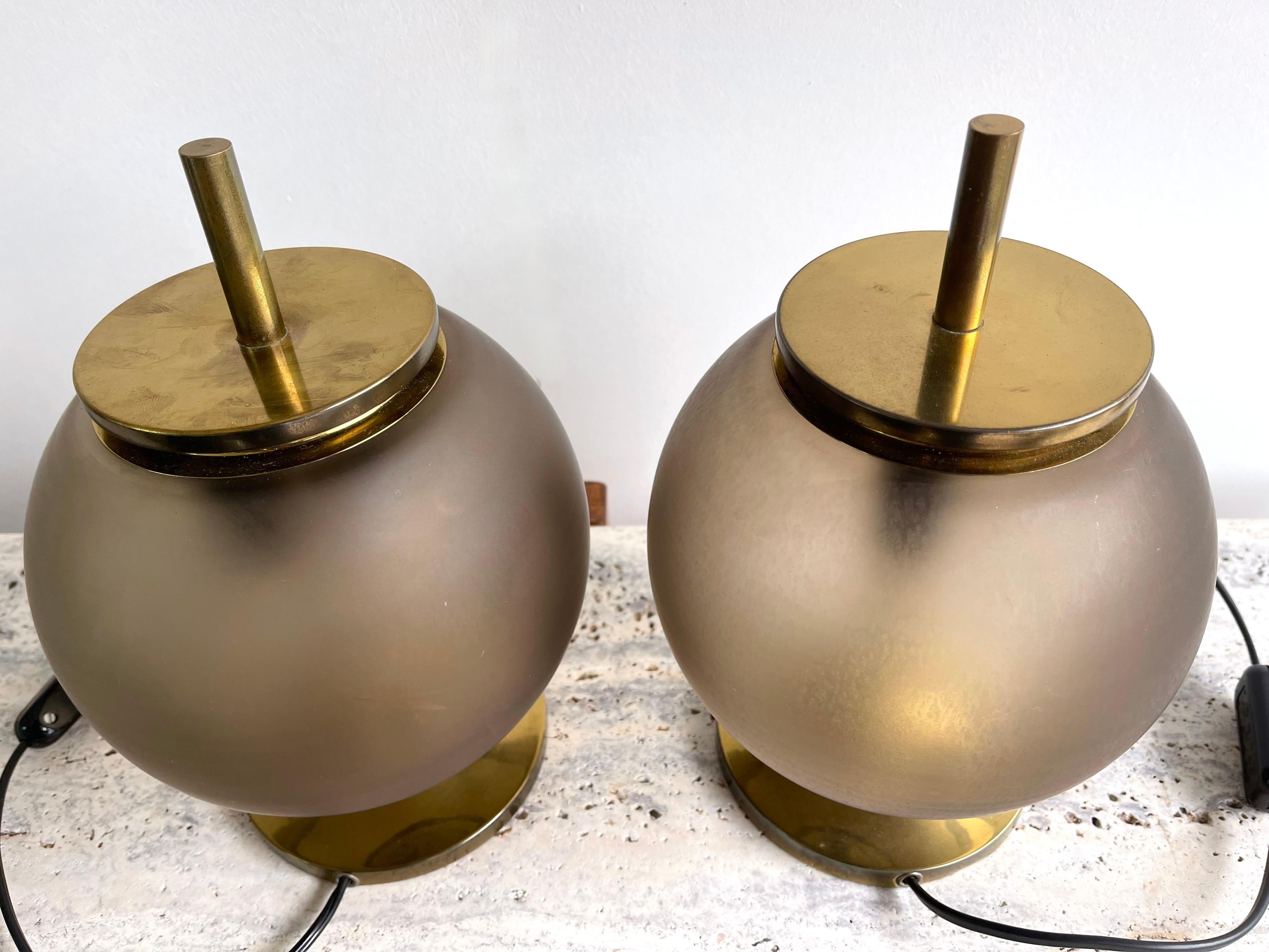 Italian Mid-Century Pair of Brass and Murano Glass Lamps by Artemide, Italy, 1960s