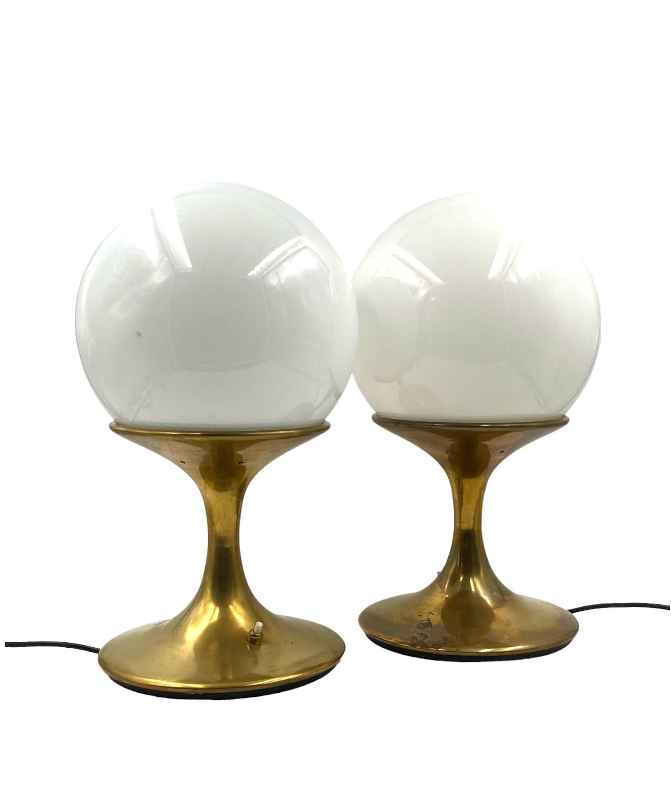 Mid-century pair of brass table lamp, Ingo Maurer, attr. Stilnovo Italy, 1960s 9