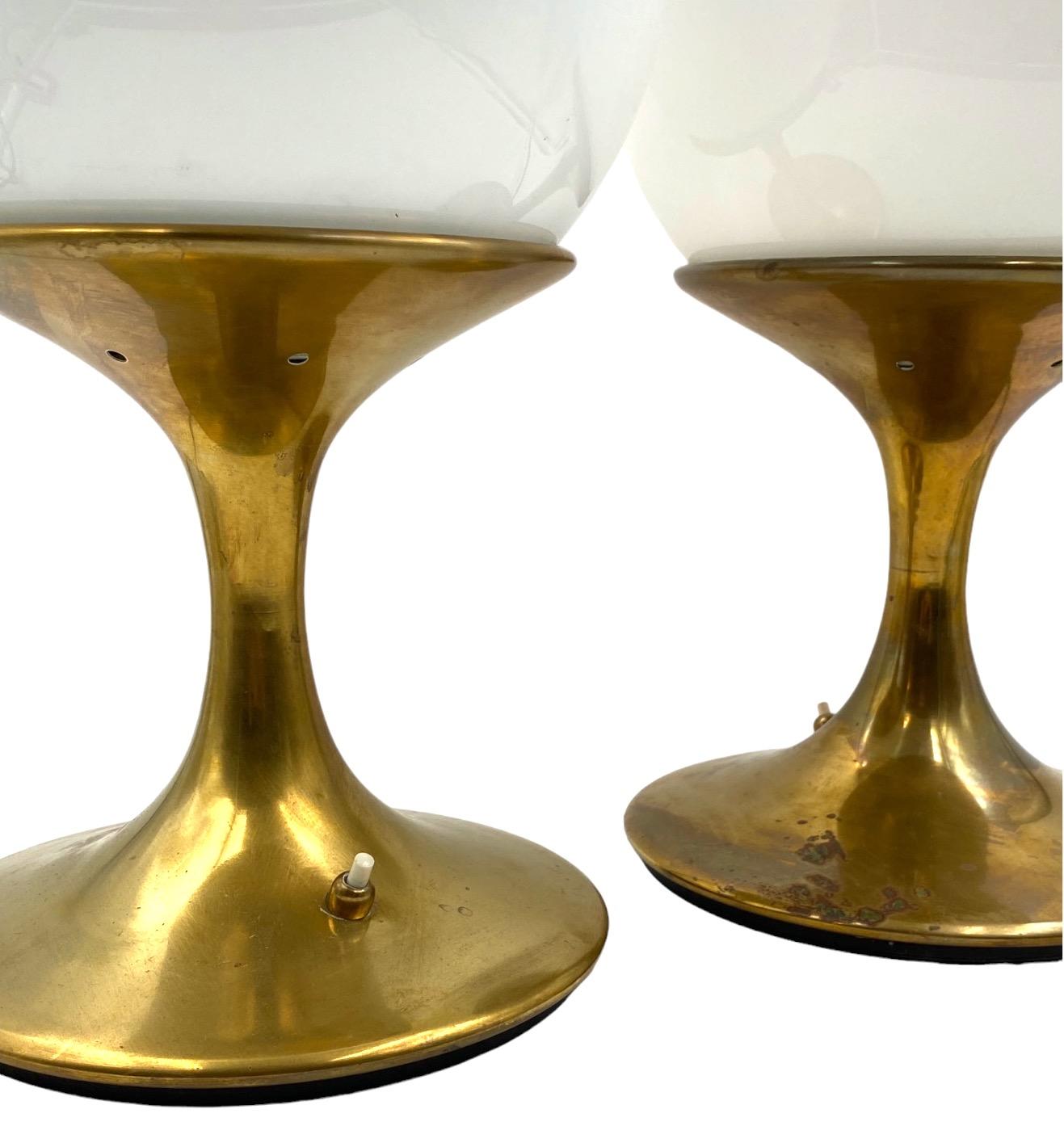 Mid-century pair of brass table lamp, Ingo Maurer, attr. Stilnovo Italy, 1960s 10