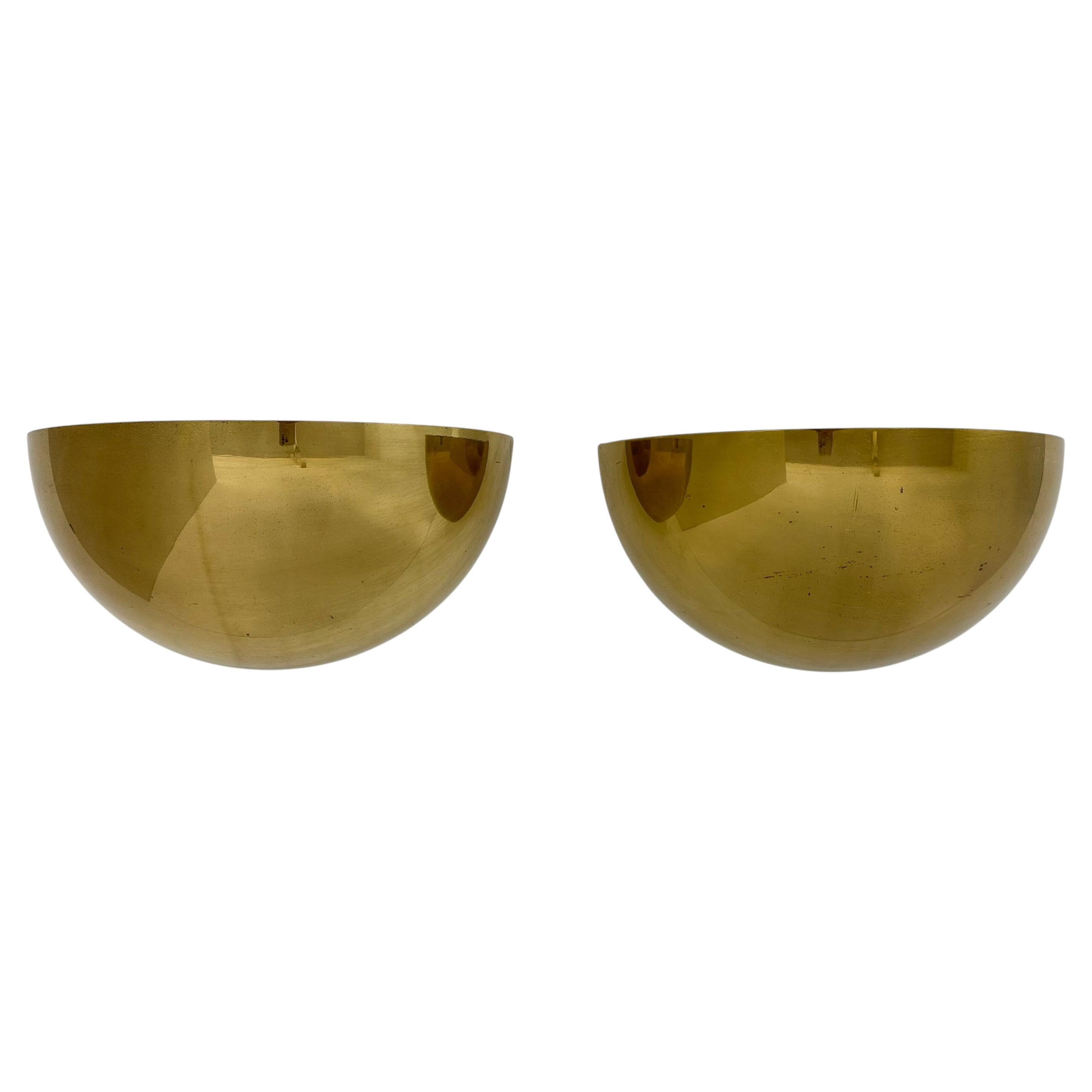 Mid-century pair of brass wall light sconce , 1970s For Sale