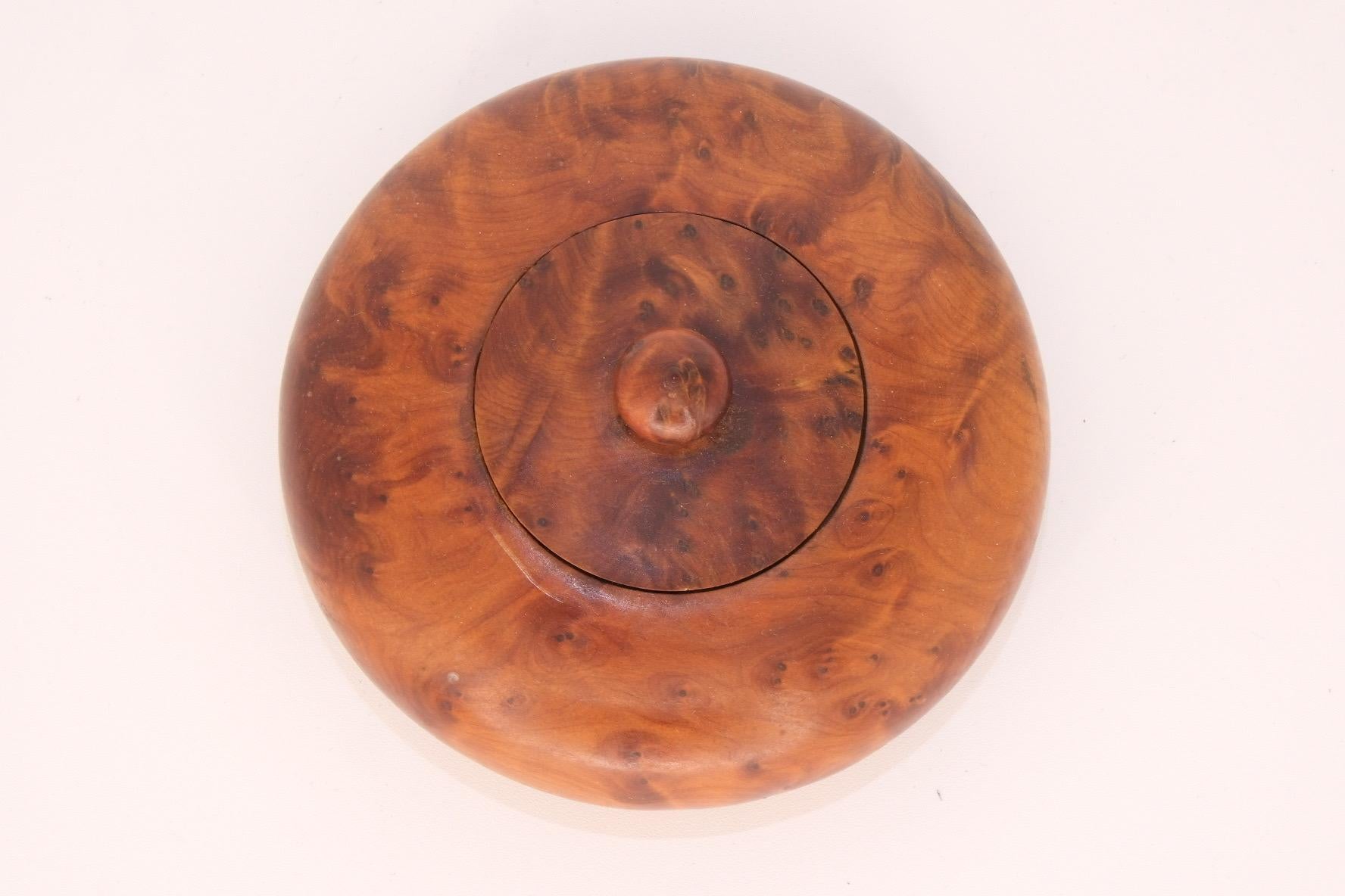Pareja de Cajas de Madera de Burl de Mediados de Siglo con Rara Veta a Juego en venta 6