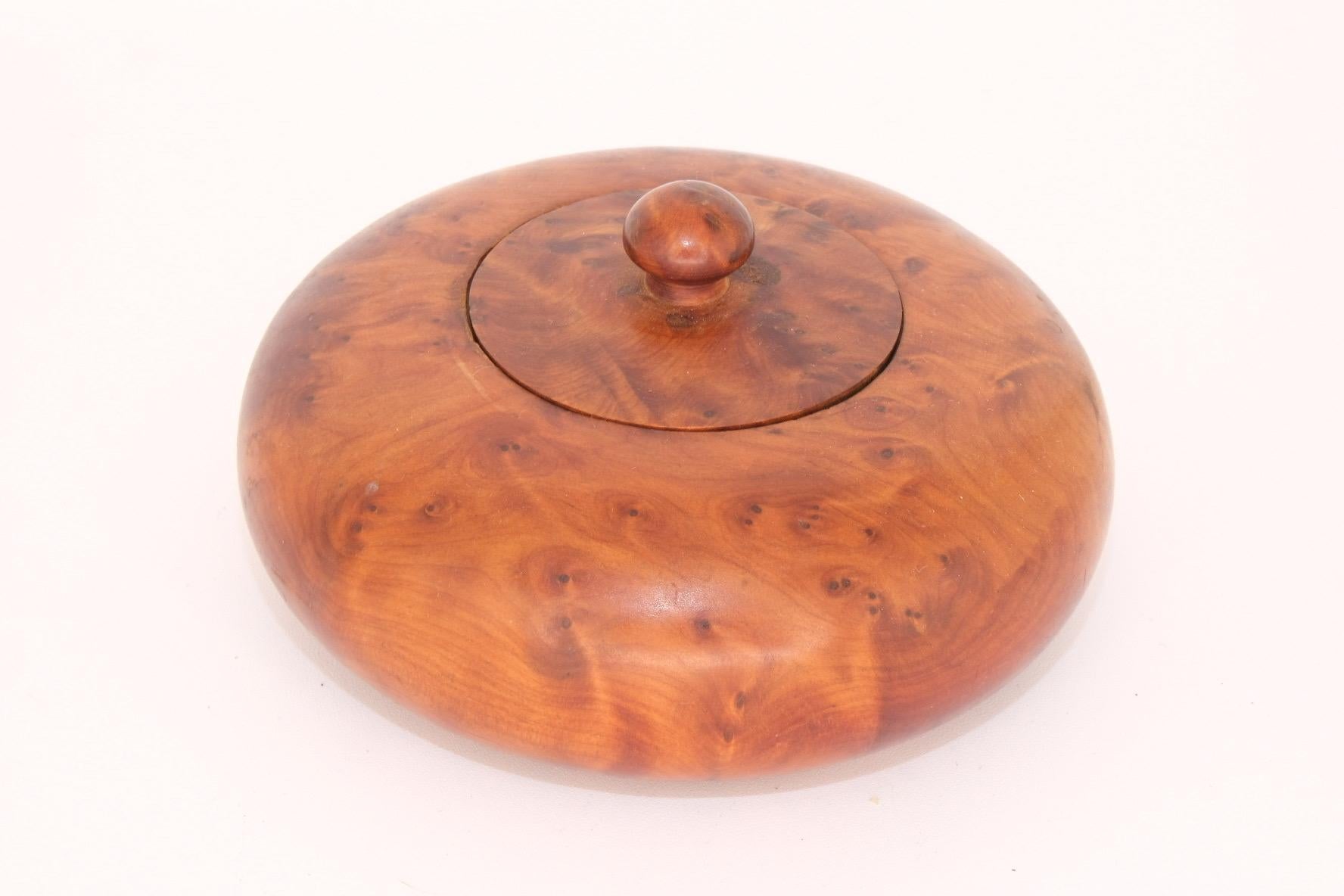 Pareja de Cajas de Madera de Burl de Mediados de Siglo con Rara Veta a Juego en venta 4