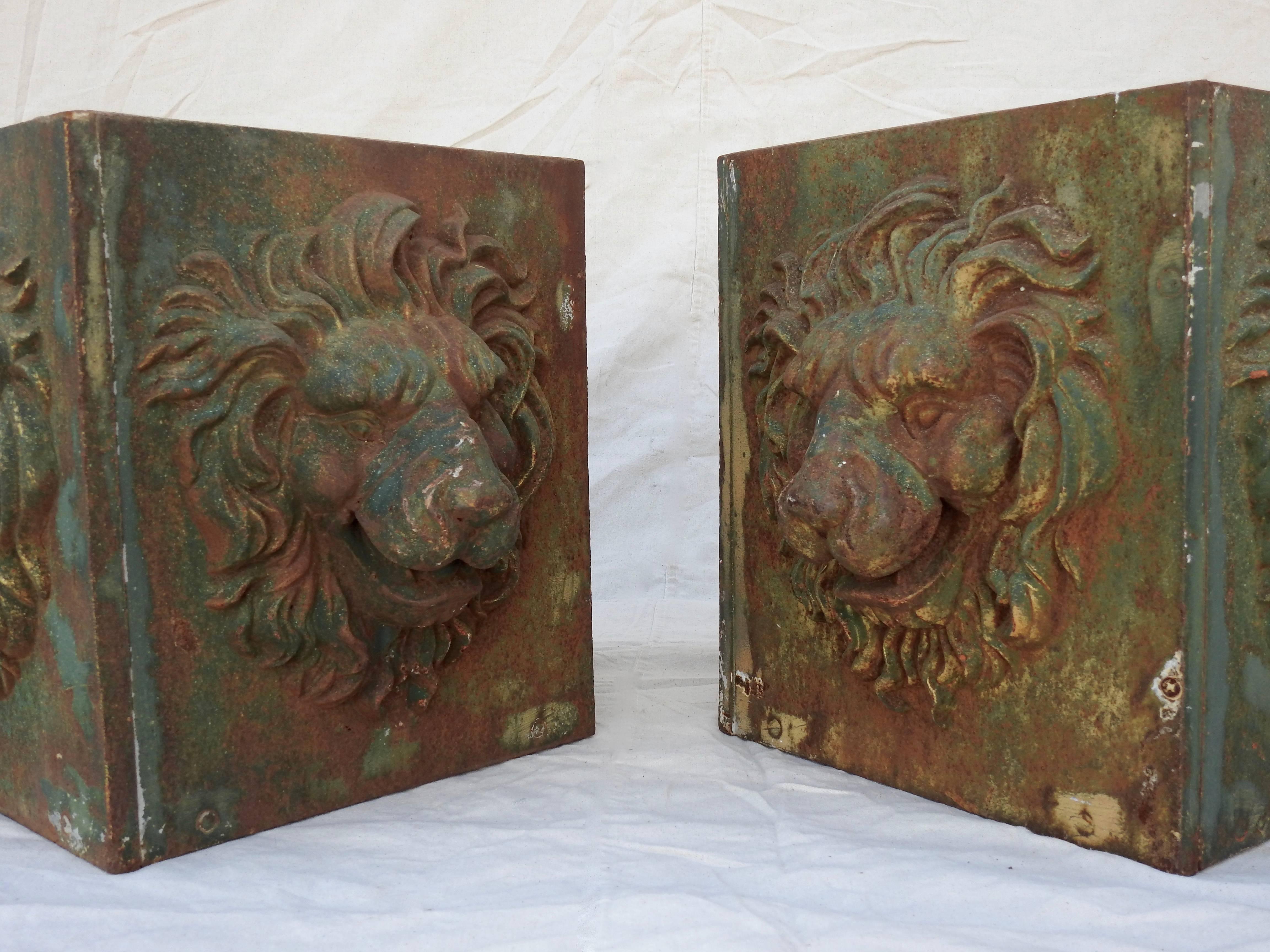 Pair of Cast Iron Lions Head Planters, Midcentury In Distressed Condition In Cookeville, TN