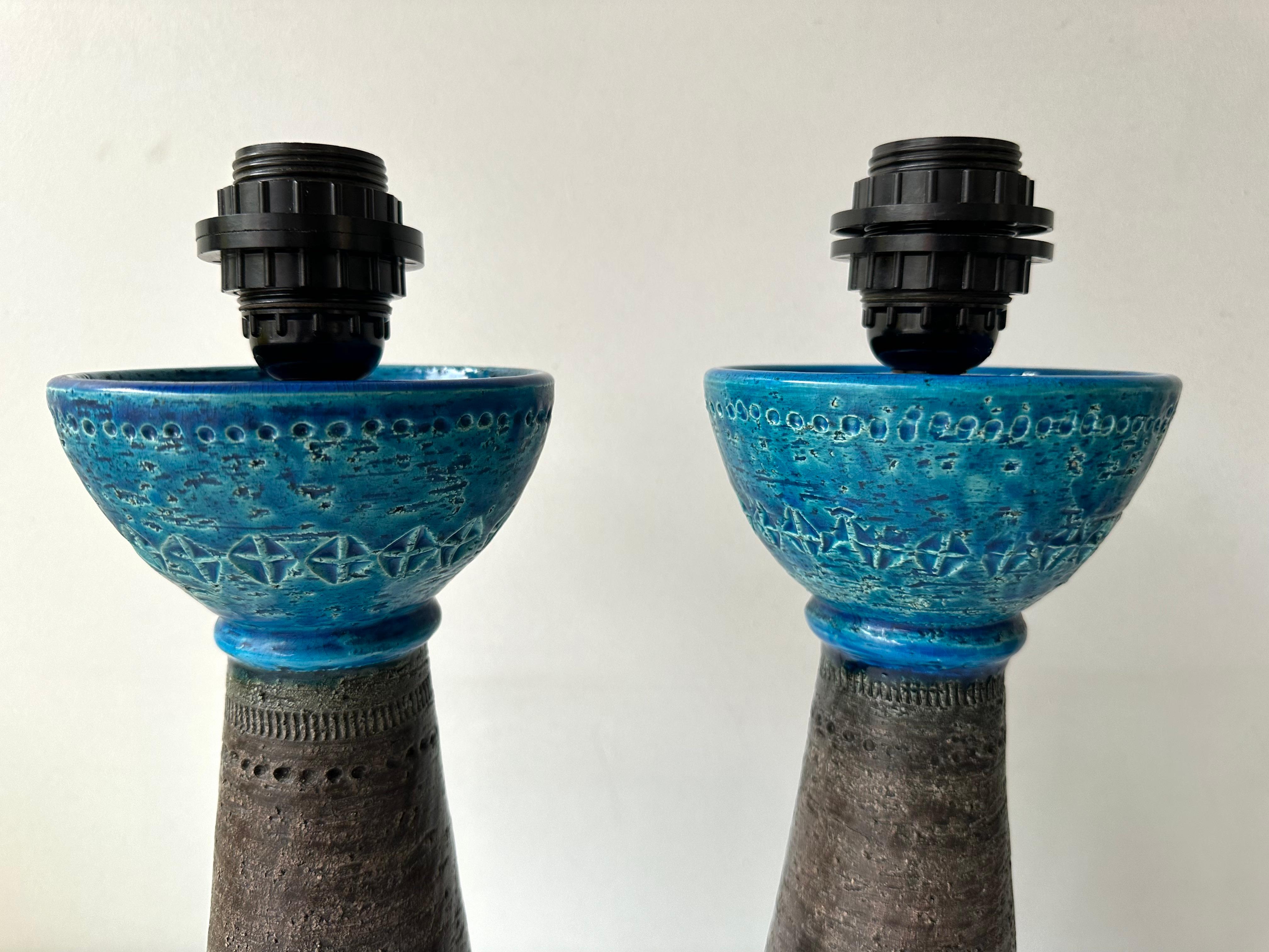 Coppia di lampade in ceramica blu Rimini di Bitossi. Italia, anni '70 in vendita 1