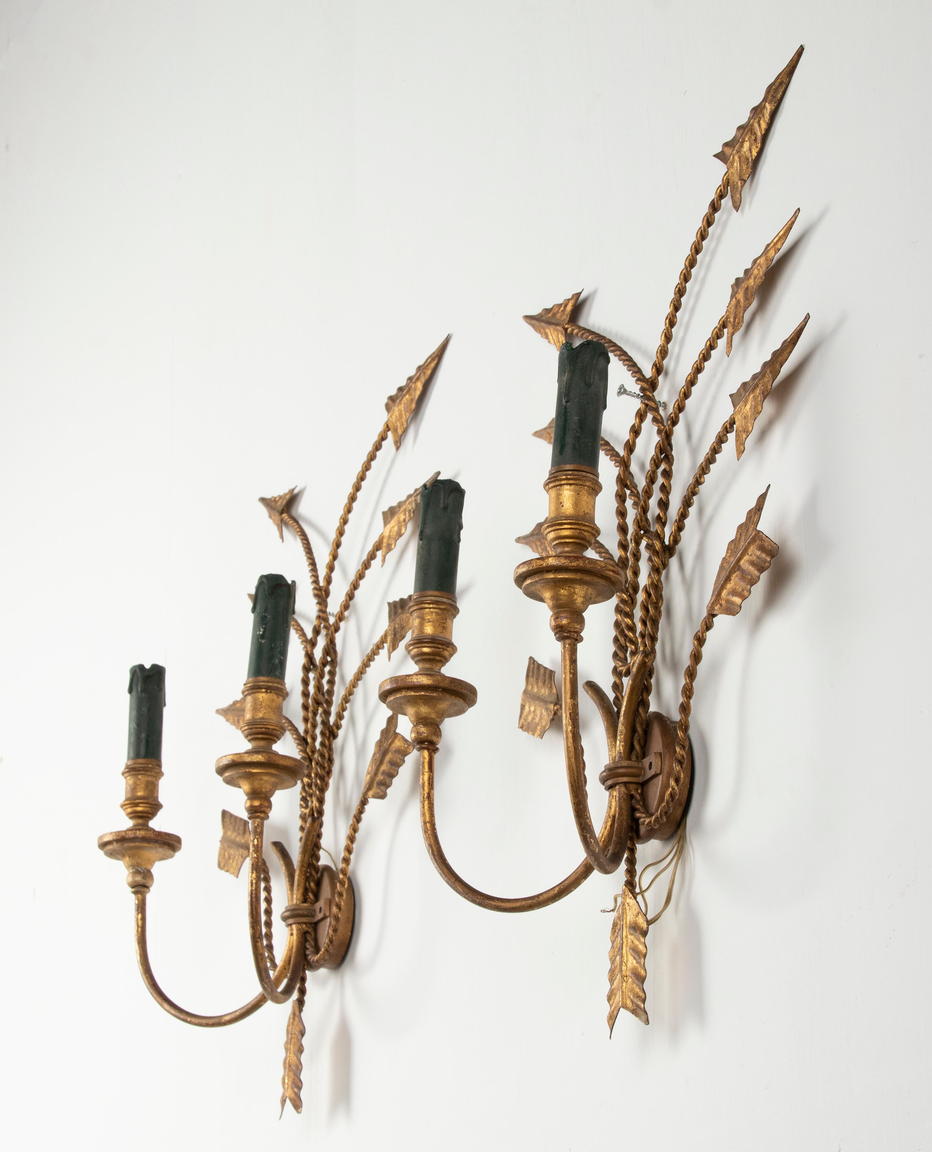 Mid-Century Pair of Copper Wall Sconces with Arrows For Sale 3