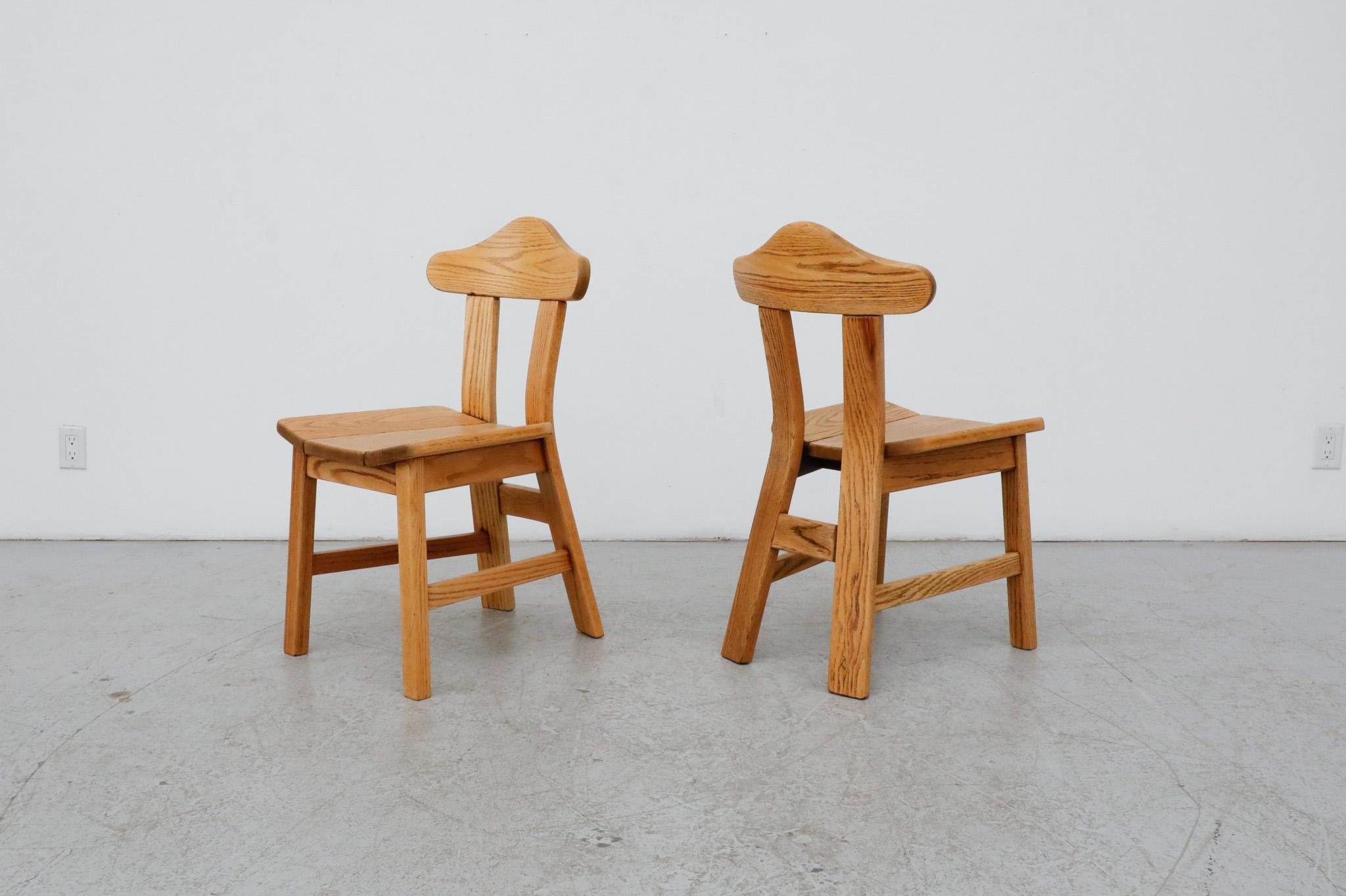 Mid-Century Pair of Daumiller Style Brutalist Light Oak Dining Chairs For Sale 11
