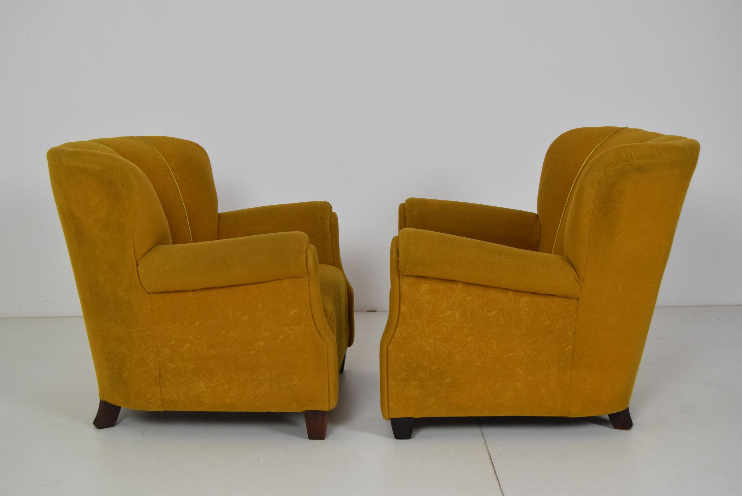 Czech Midcentury Pair of Design Armchairs, 1960s