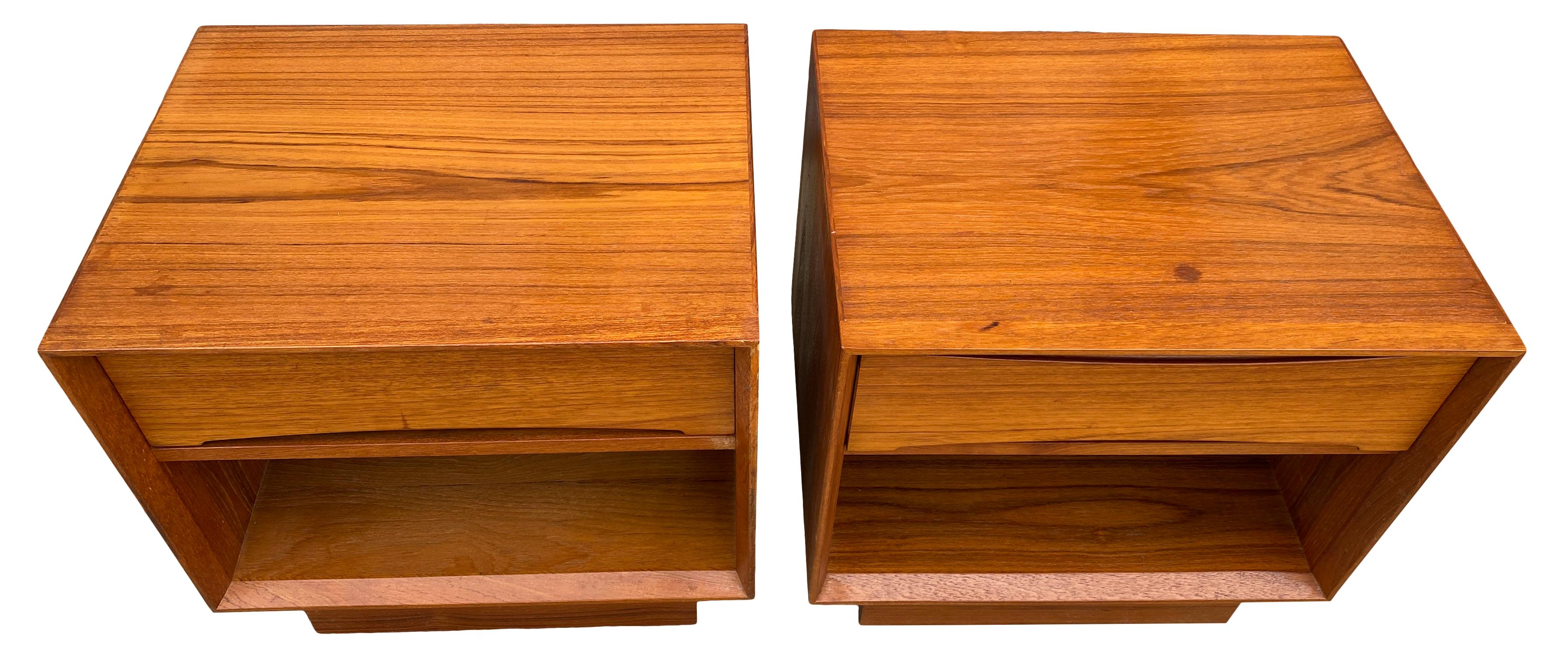 Mid-Century Modern Midcentury Pair of Dyrlund Teak Nightstands Single Drawer