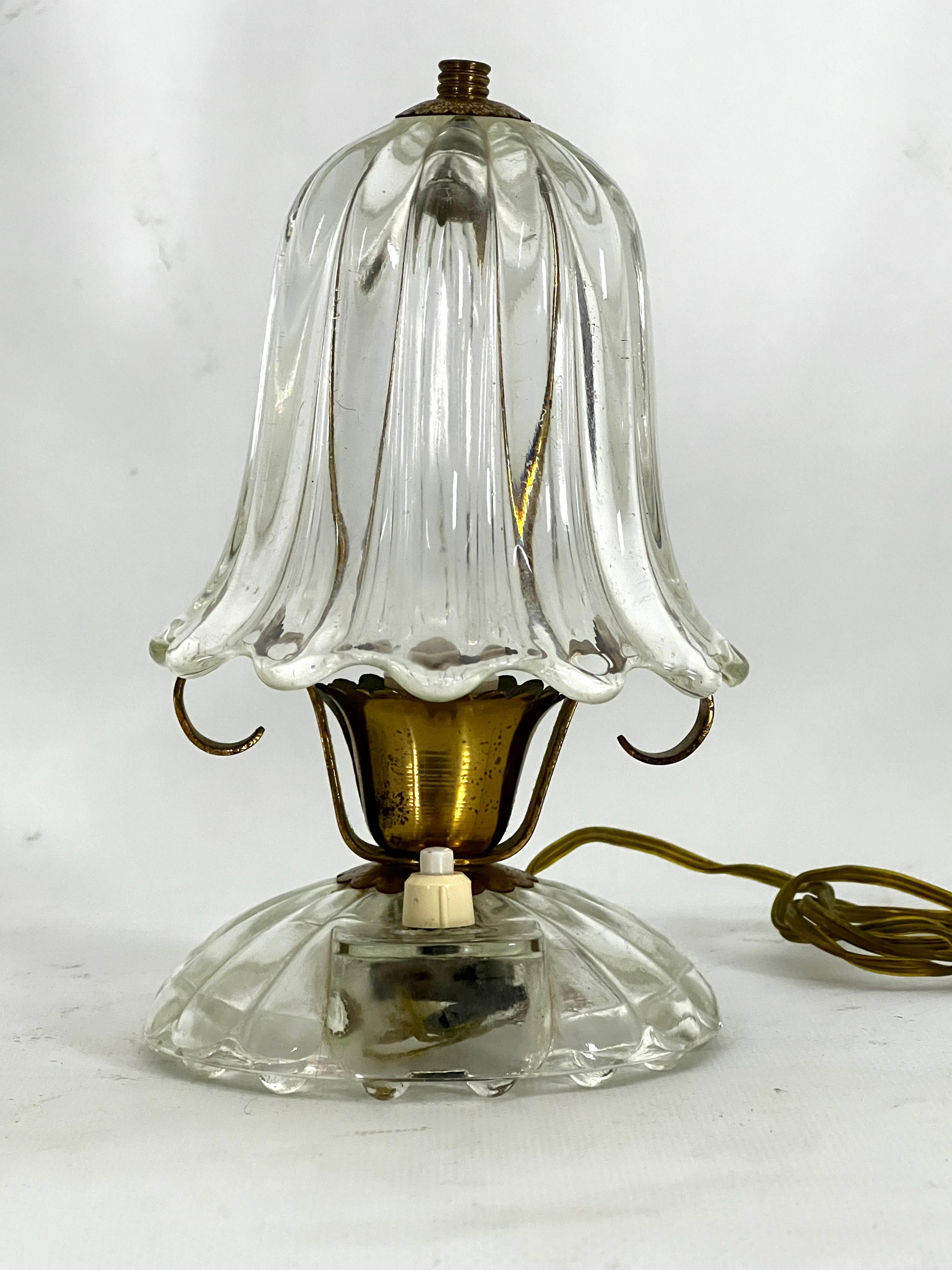 Mid-Century Modern Mid-Century pair of Ercole Barovier Murano glass and brass table lamps. 1940s For Sale