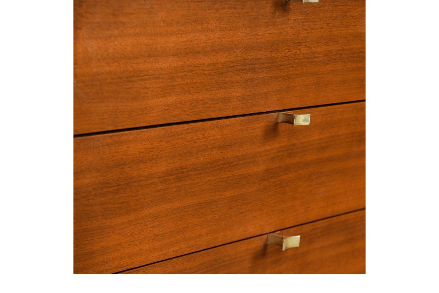 Mid-Century Pair of Florence Knoll Chests of Drawers For Sale 1