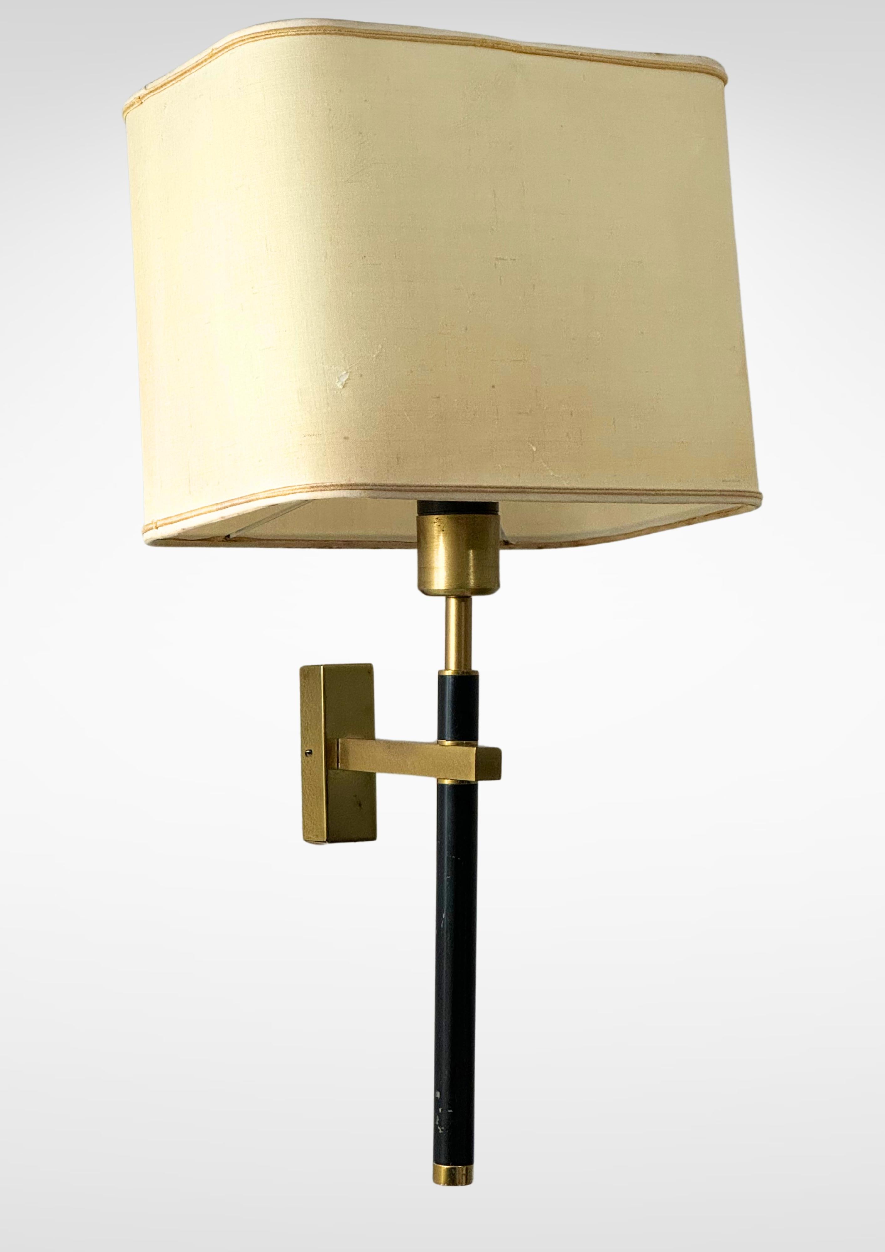 Mid-Century Pair of French Brass Wall Sconces in the manner of Maison Charles For Sale 1