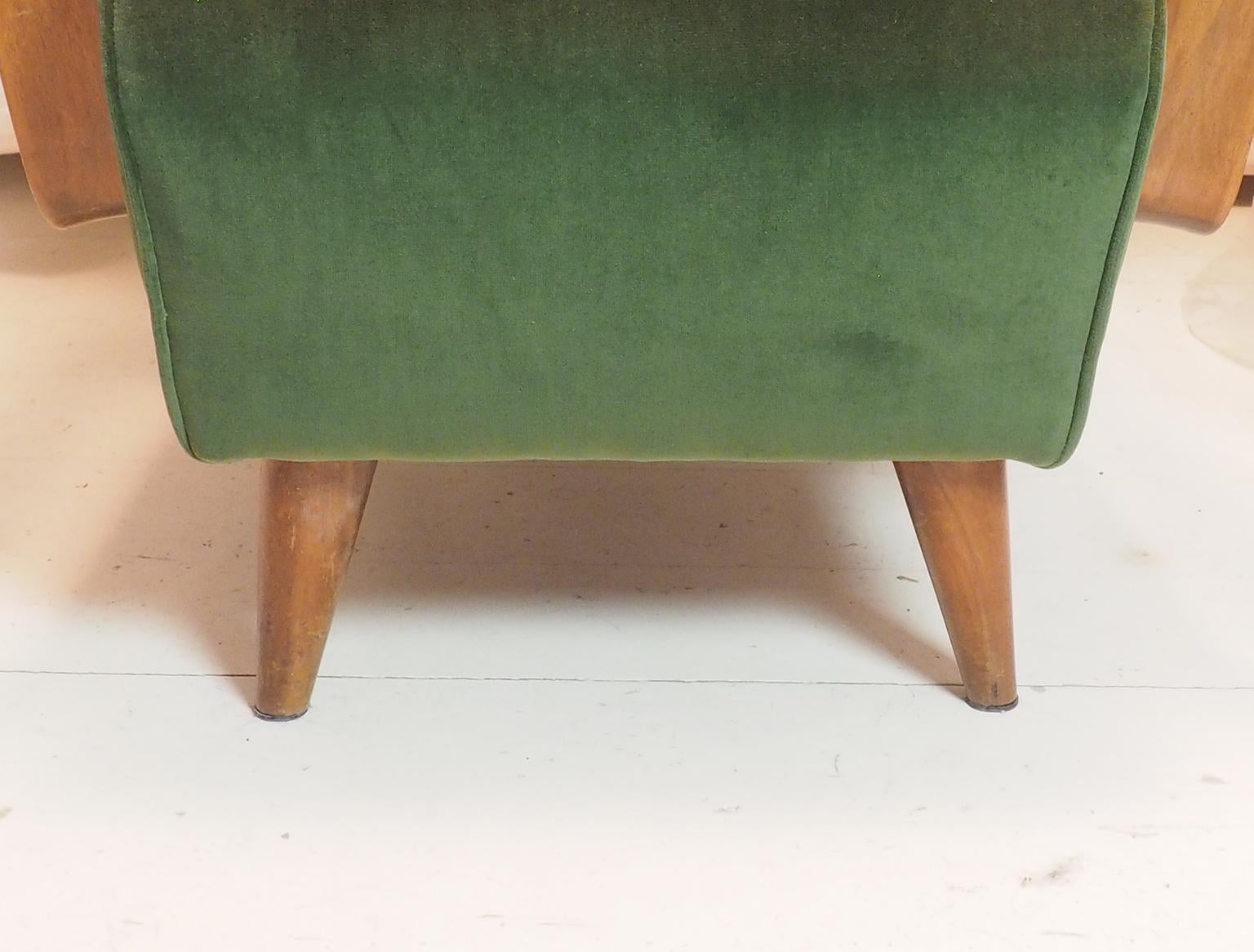 Midcentury High Back Italian Green Armchairs by Pietro Lingeri, Italy 1950s For Sale 10