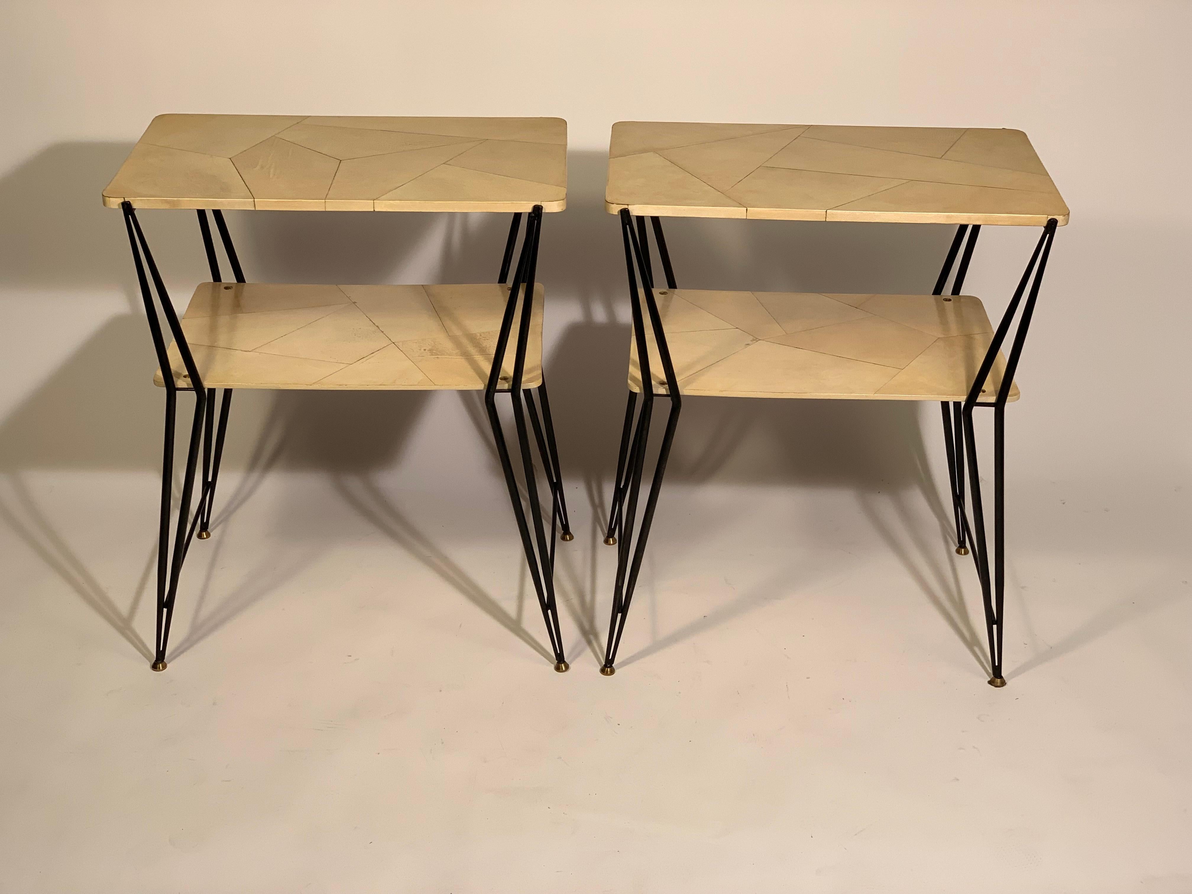 Mid-Century Pair of Italian Side Tables Bed Side Tables Brass and Parchment In Good Condition In Firenze, Toscana