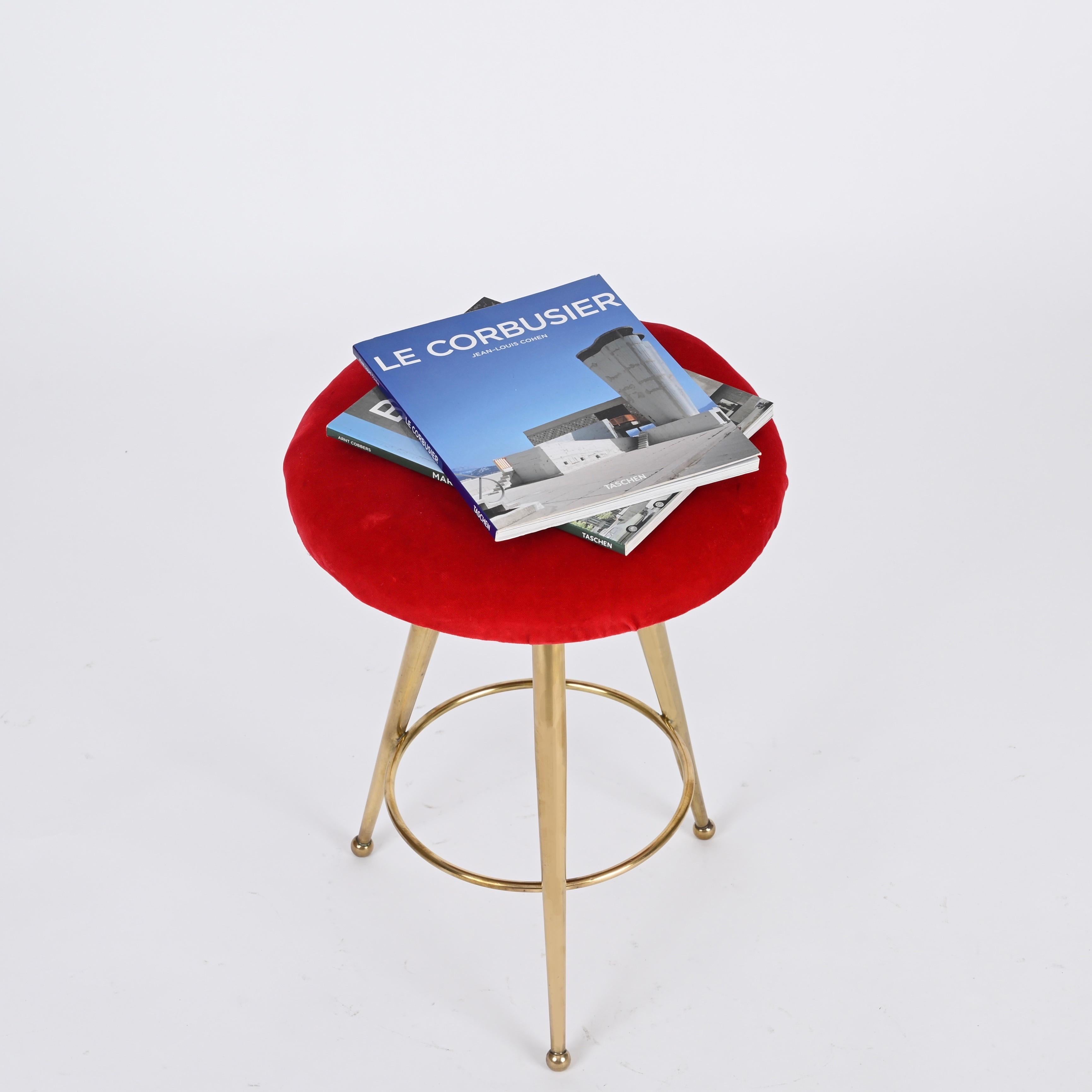 Mid-20th Century Mid-Century Pair of Italian Tripod Stools in Red Velvet and Brass, 1950s For Sale