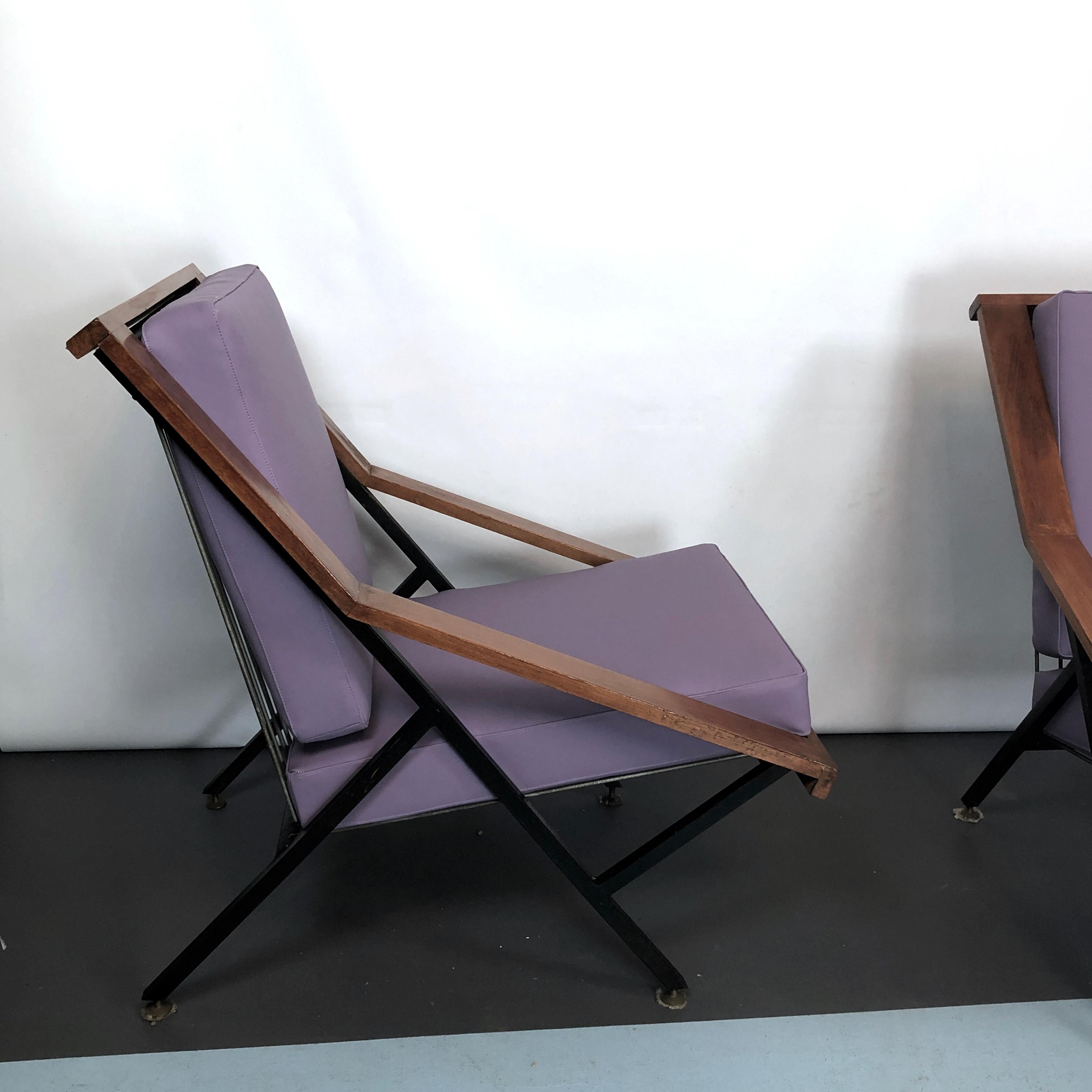 20th Century Mid-Century, Pair of Italian Wood and Metal Armchairs For Sale