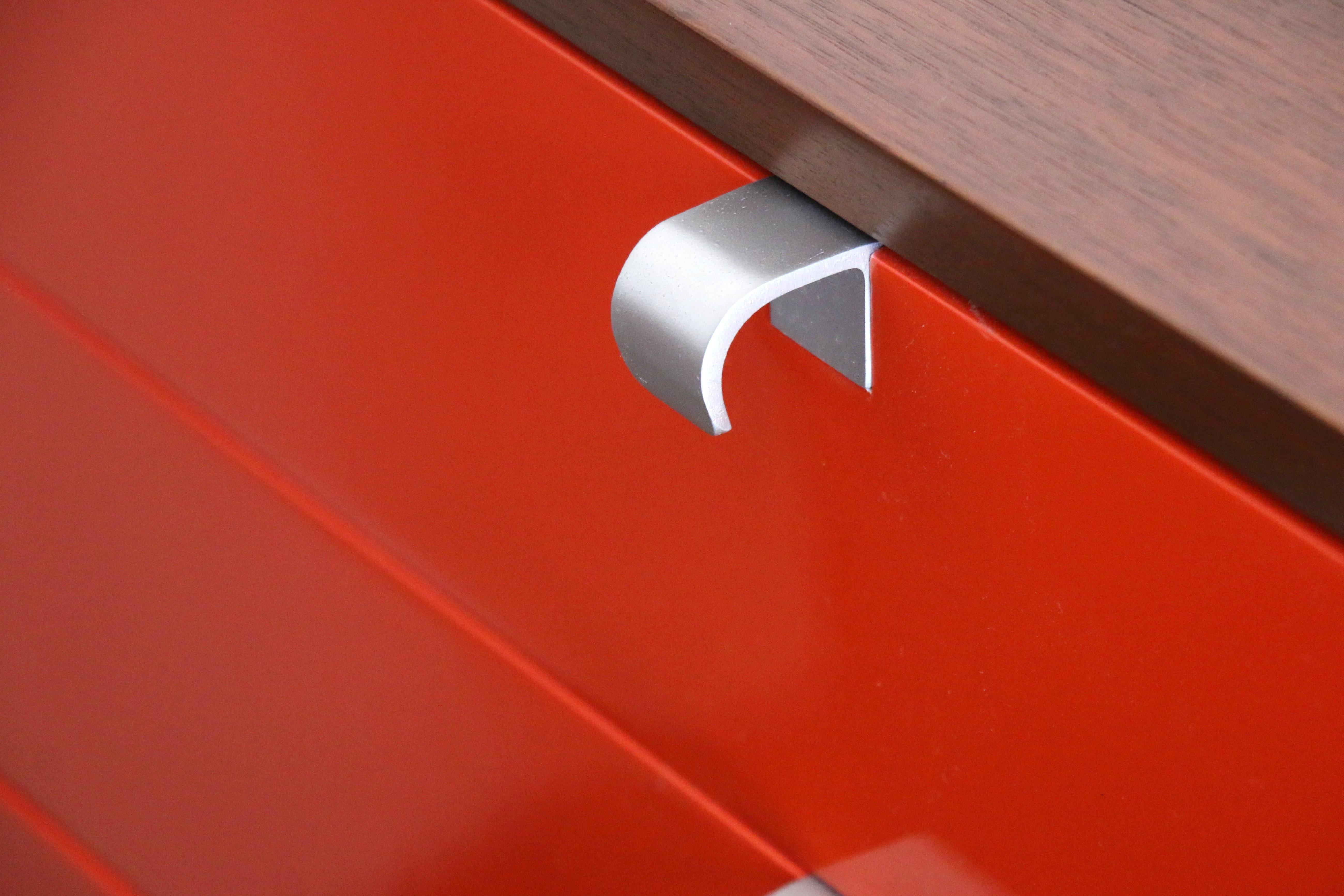 Coppia di cassettiere laccate di metà secolo George Nelson per Herman Miller in vendita 13