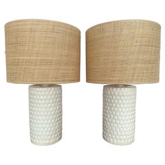 Mid-Century Pair von Lampen Weiß Keramik emailliert Feder. Italien, 1970er Jahre