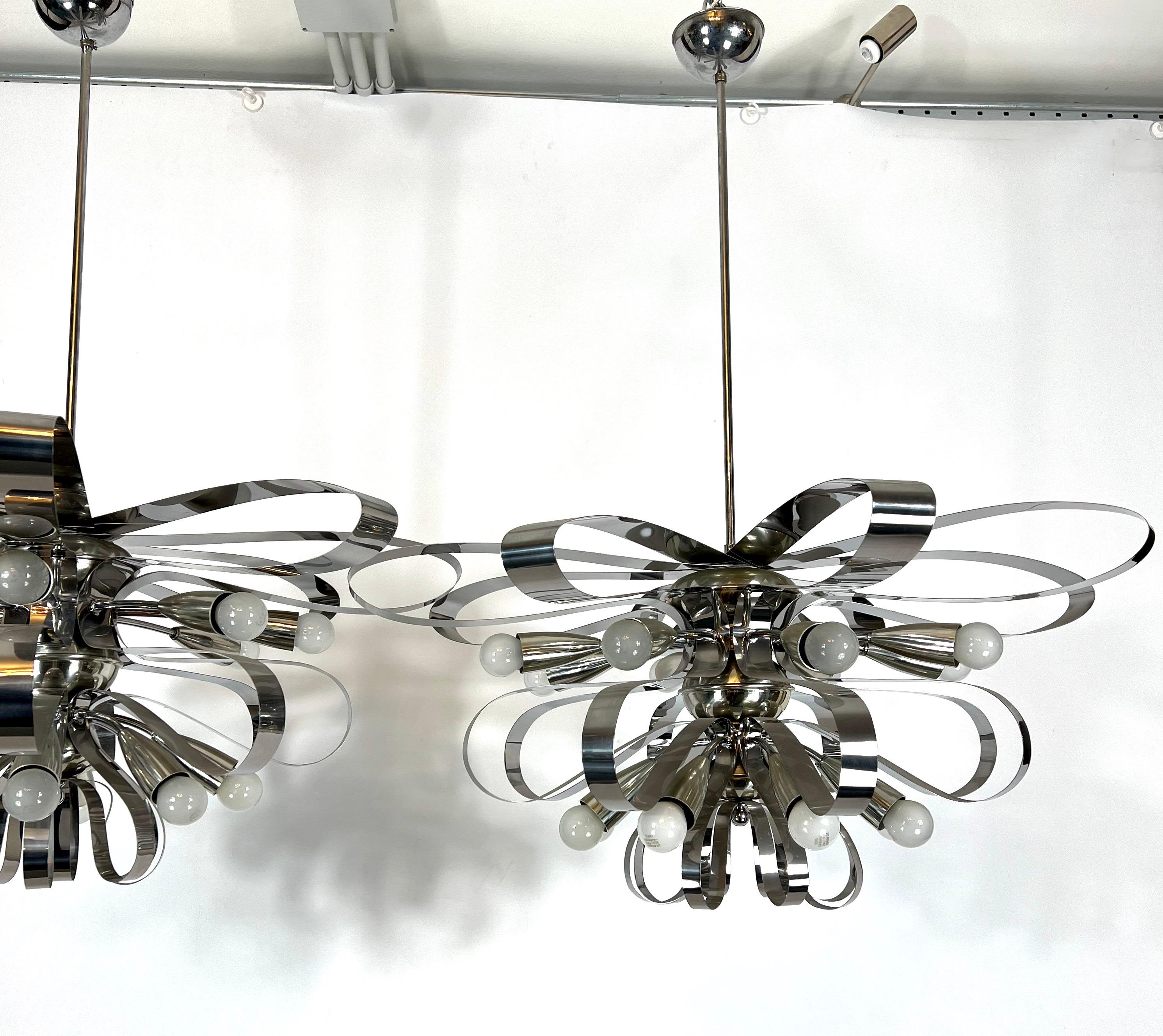 Mid-Century Pair of Large Italian Chrome Chandeliers from 70s For Sale 5