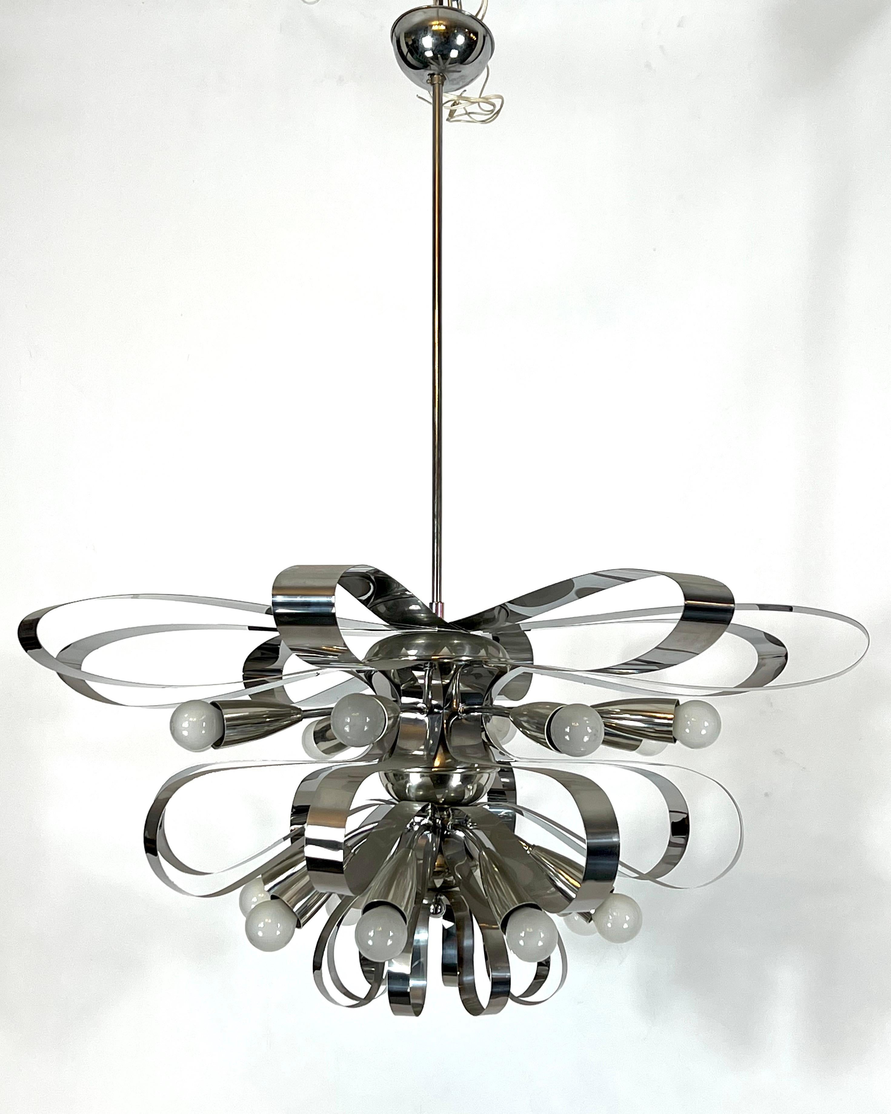Mid-Century Pair of Large Italian Chrome Chandeliers from 70s For Sale 6