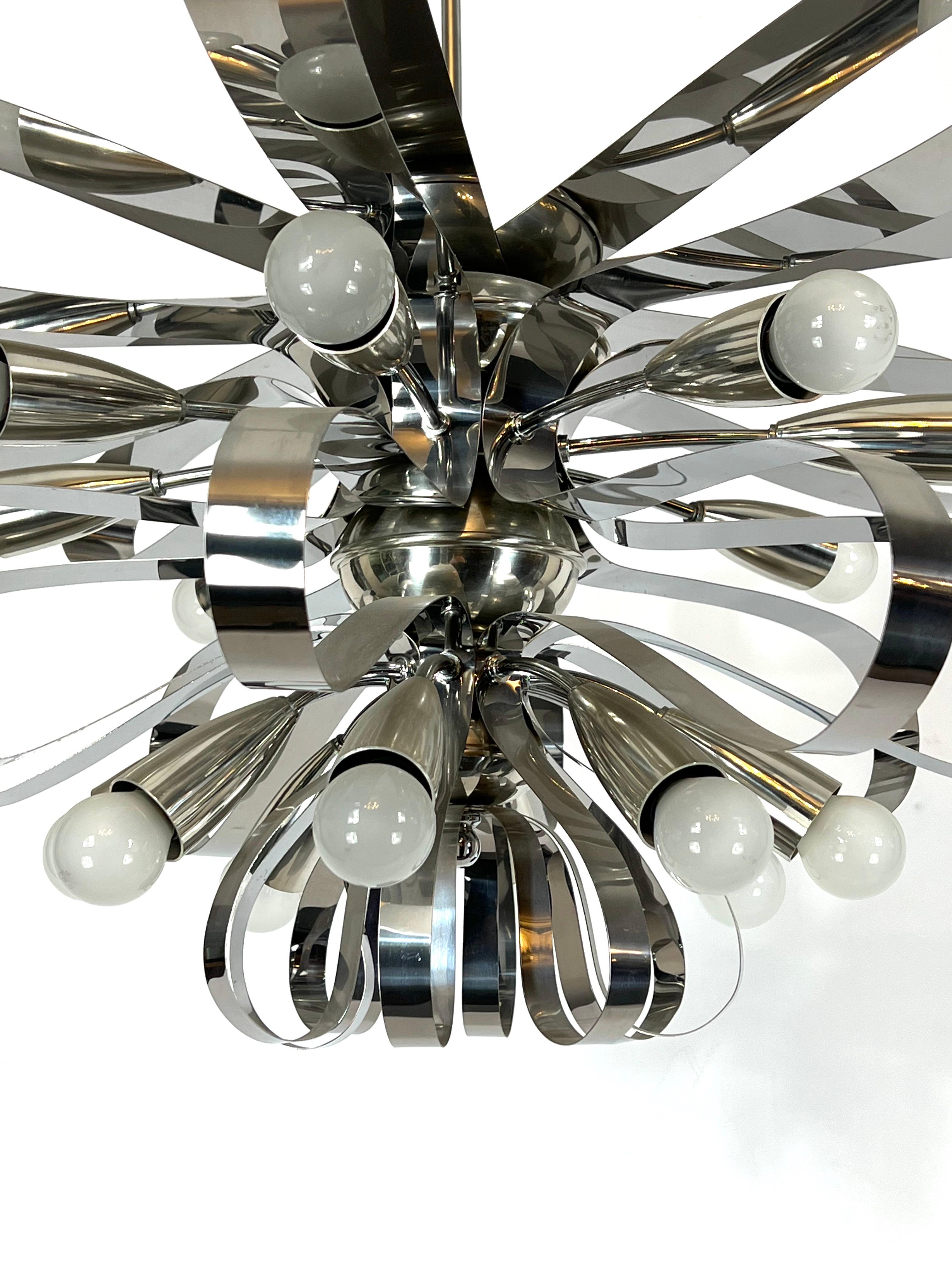 Mid-Century Pair of Large Italian Chrome Chandeliers from 70s For Sale 9