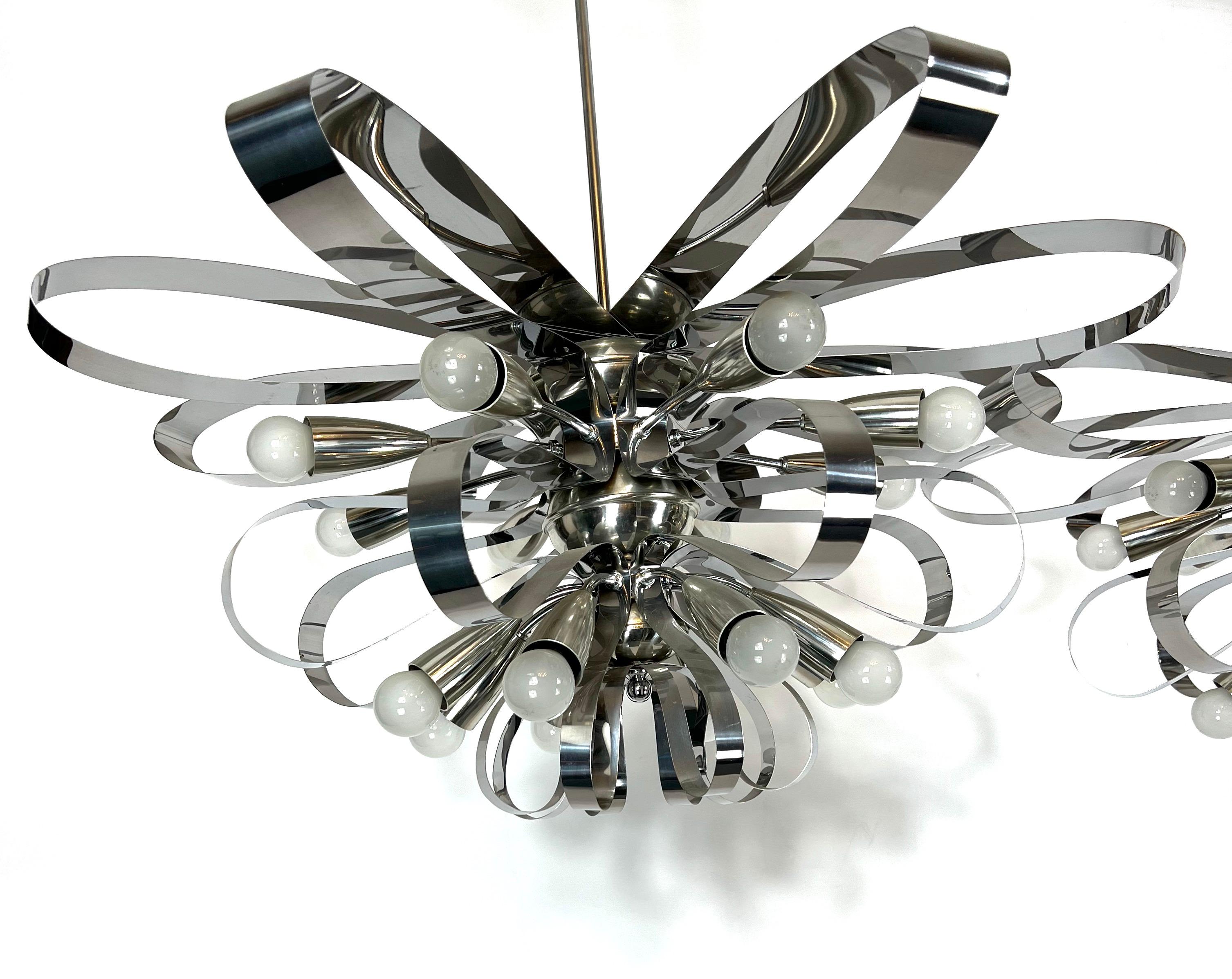Mid-Century Pair of Large Italian Chrome Chandeliers from 70s For Sale 1