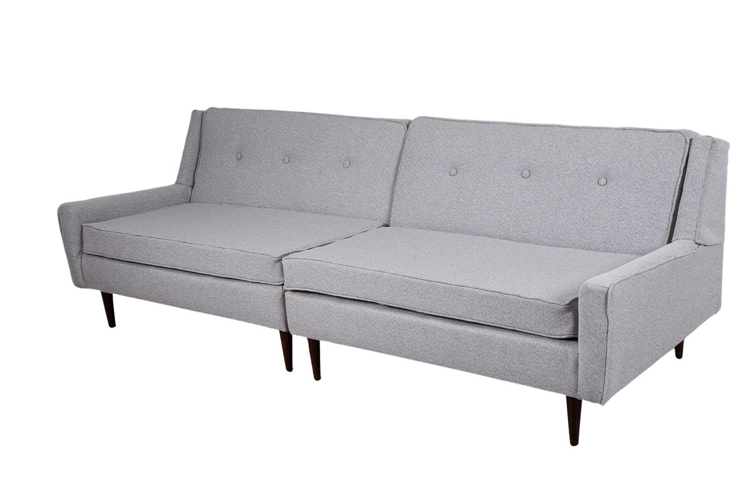 Unknown Mid-Century Pair of Loveseat Settee Sofas For Sale