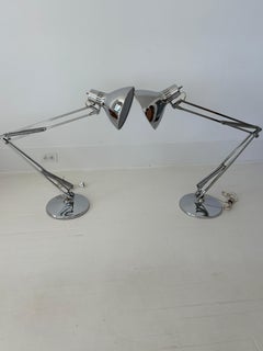 Coppia di lampade da tavolo Luxo in cromo del Medioevo