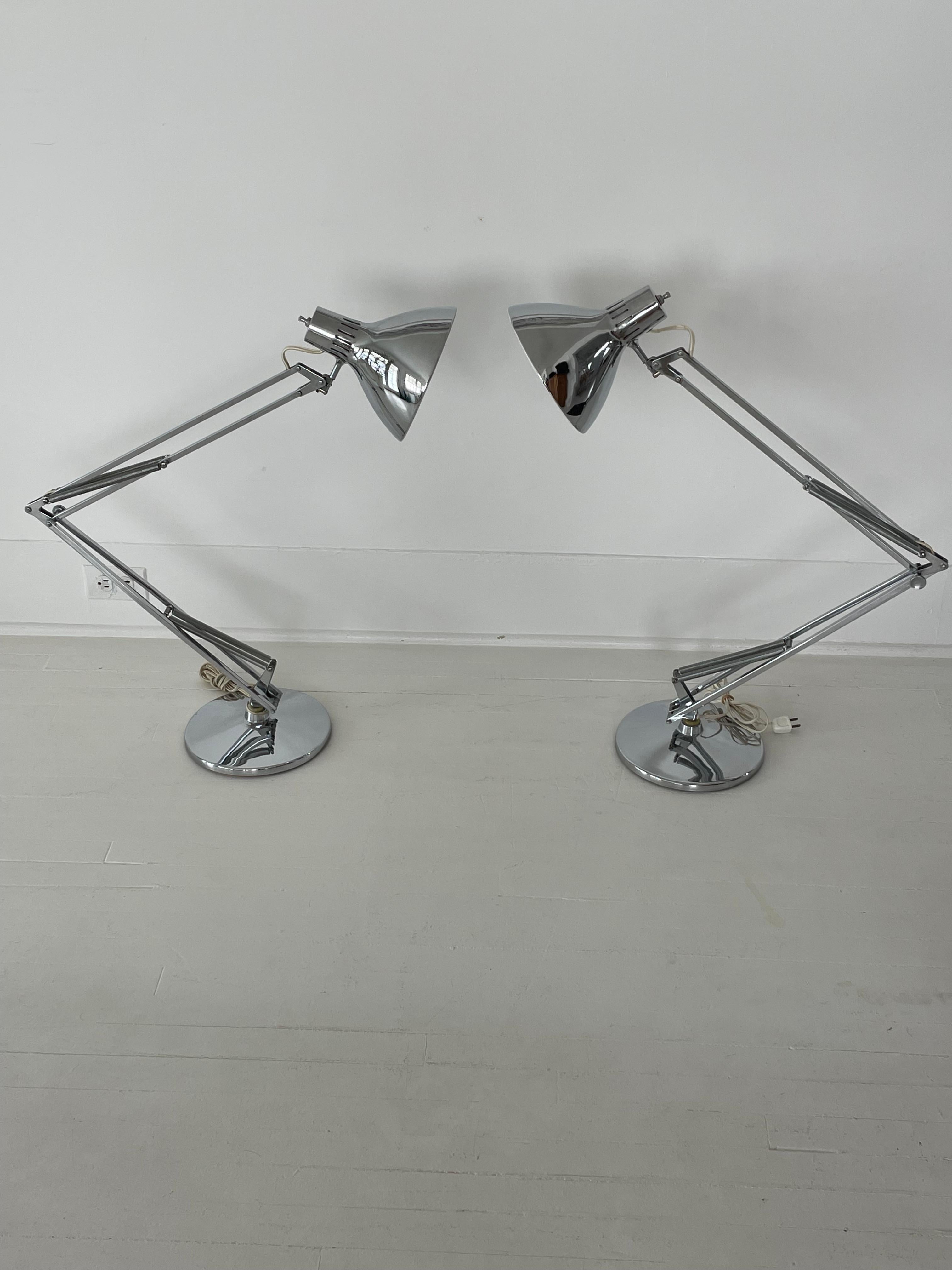 Paire de lampes de table Luxo en chrome du milieu du siècle dernier Bon état - En vente à New York, NY