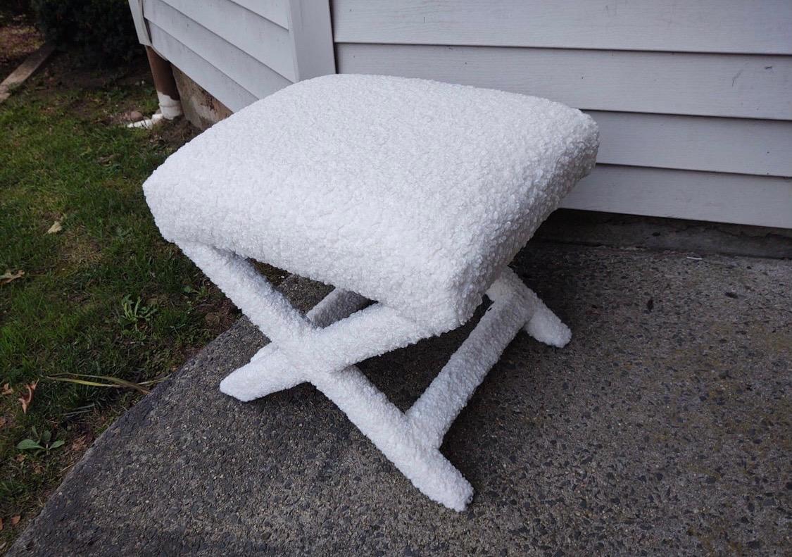 Midcentury Pair of Matching Newly Upholstered in Bouclé Fabric X Benches Stools In Good Condition In West Hartford, CT