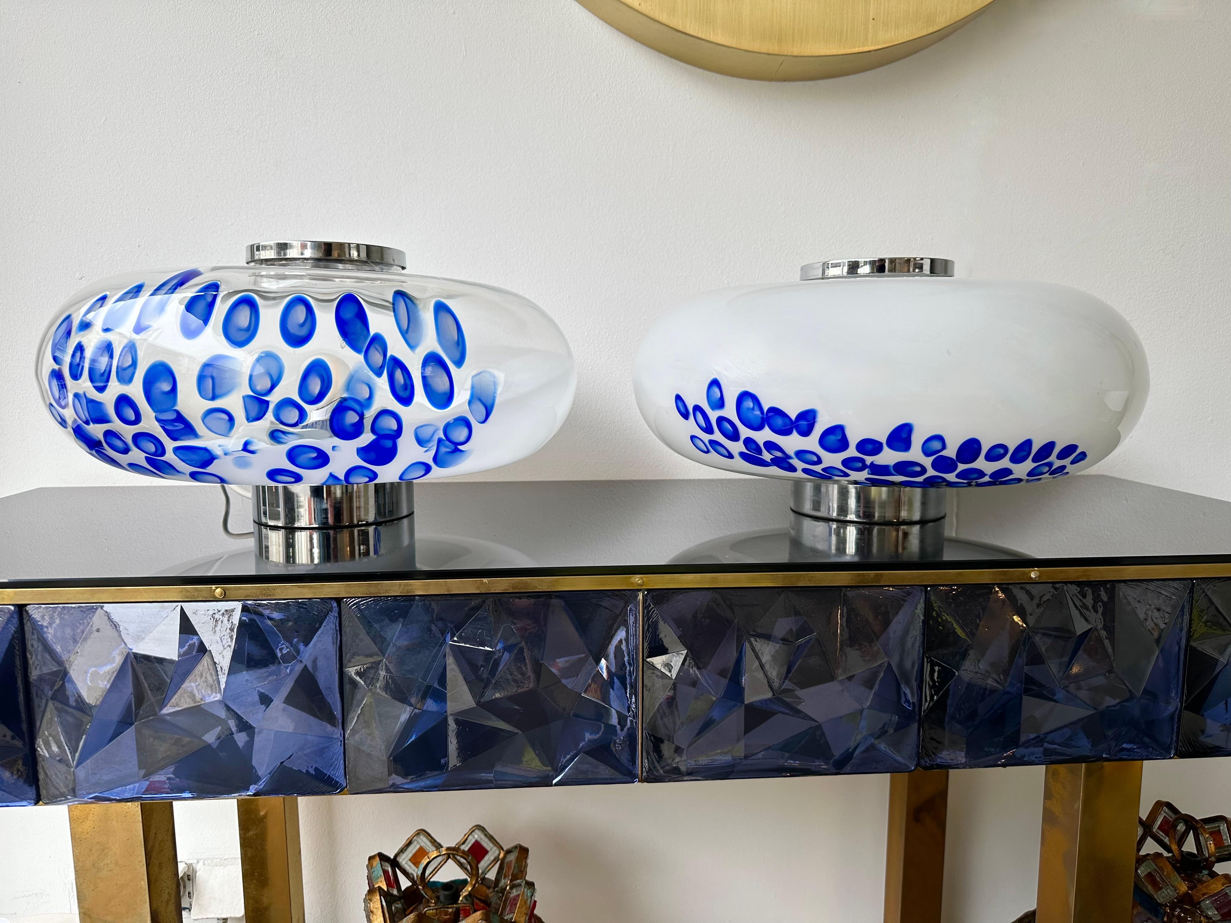 Midcentury Pair of Murano Glass and Metal UFO Lamps by Esperia, Italy, 1970s In Good Condition For Sale In SAINT-OUEN, FR