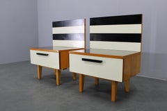 Coppia di comodini di metà secolo, Cecoslovacchia, anni '60