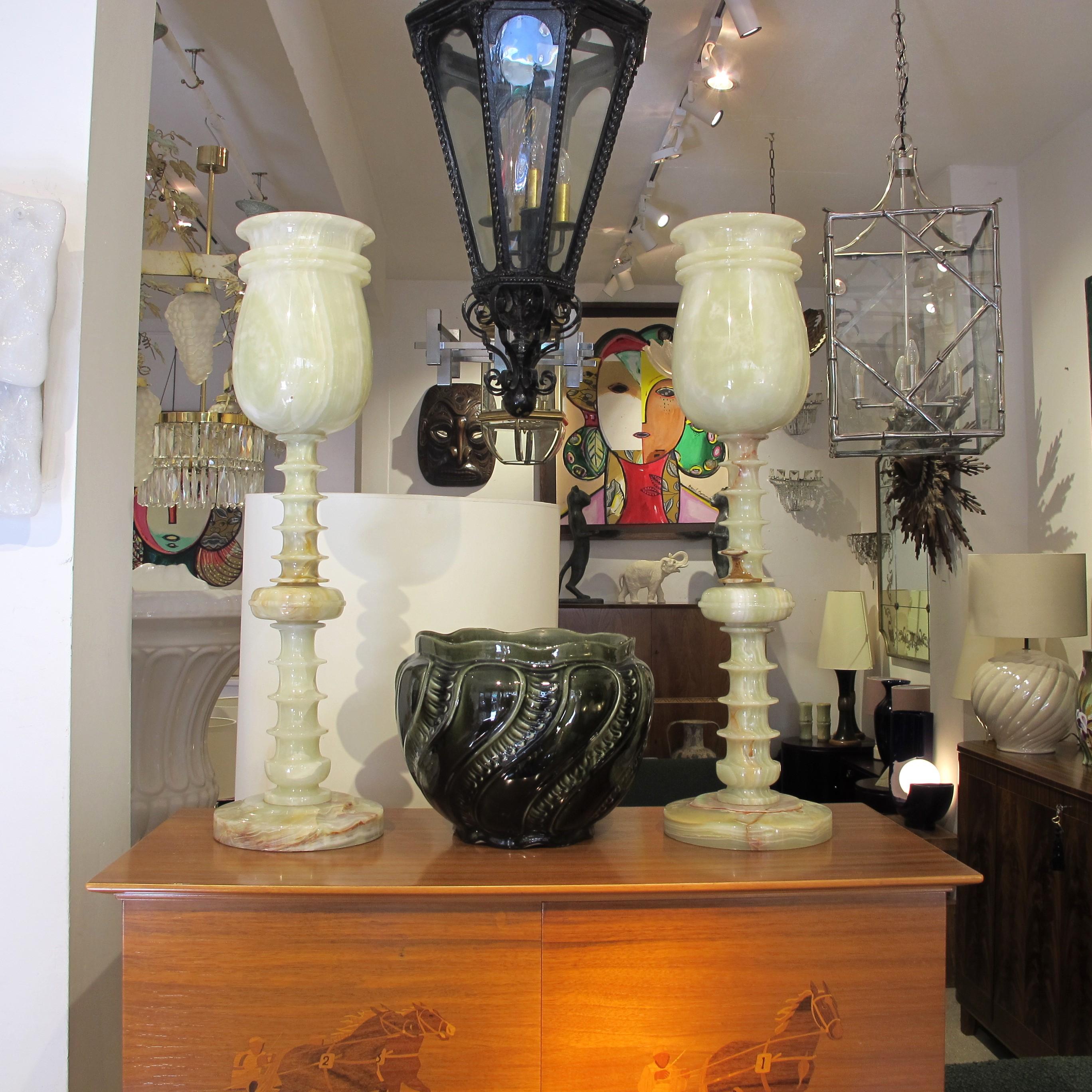 Mid-Century Pair of Polished Green Onyx Table Lamps, French For Sale 6