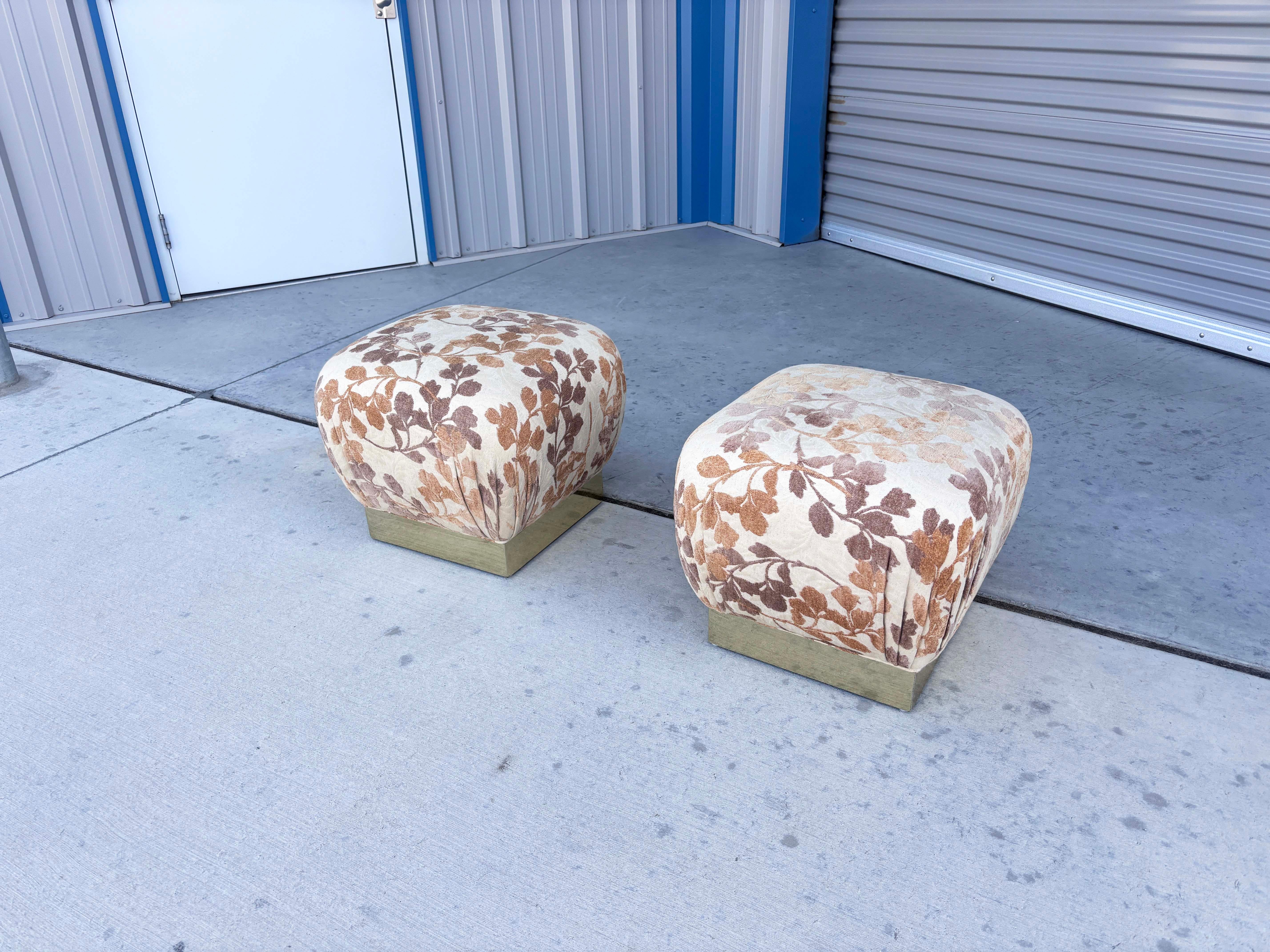 Américain Paire de poufs et d'ottomans du milieu du siècle dernier d'après Marge Carson en vente