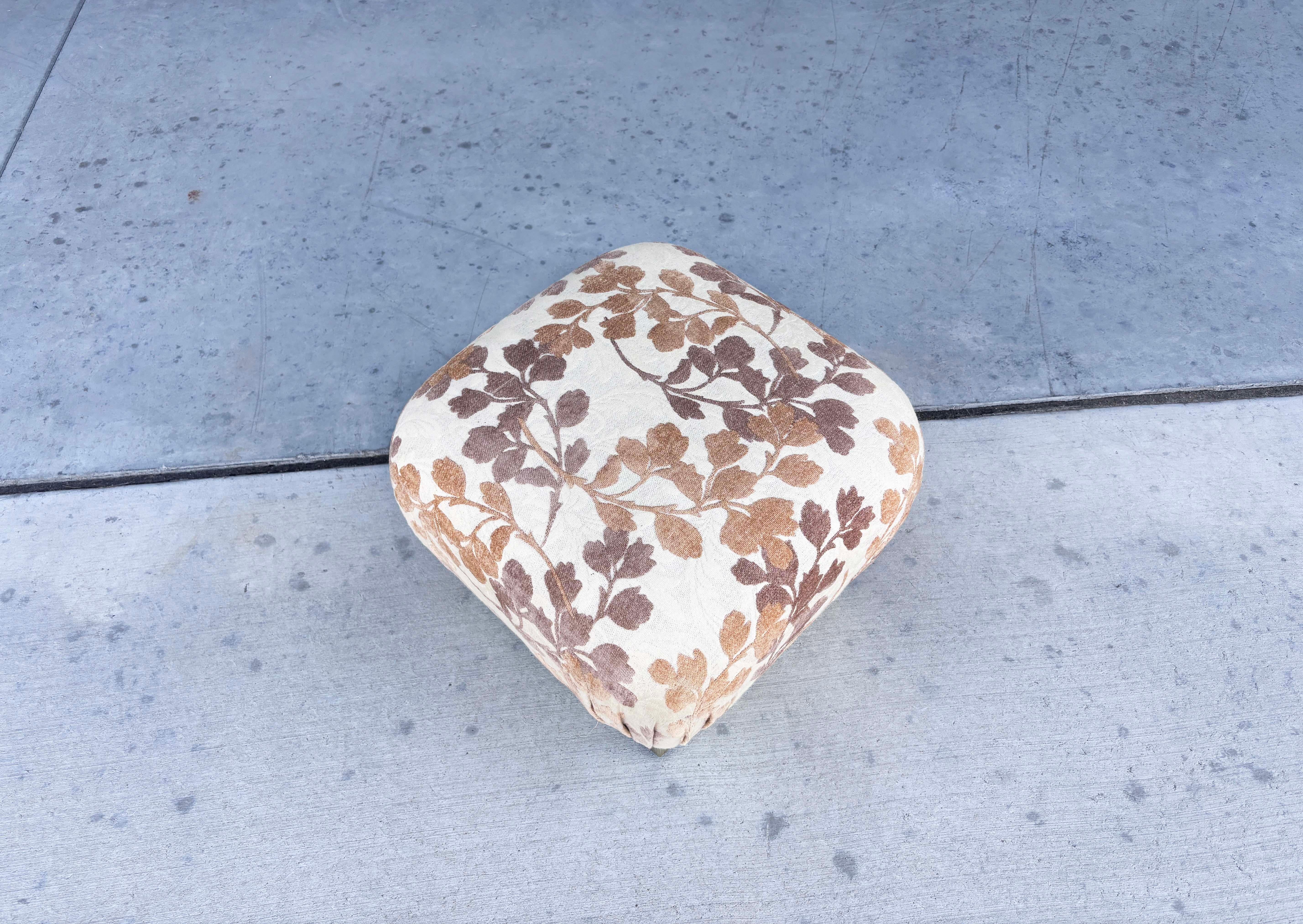 Paire de poufs et d'ottomans du milieu du siècle dernier d'après Marge Carson en vente 2