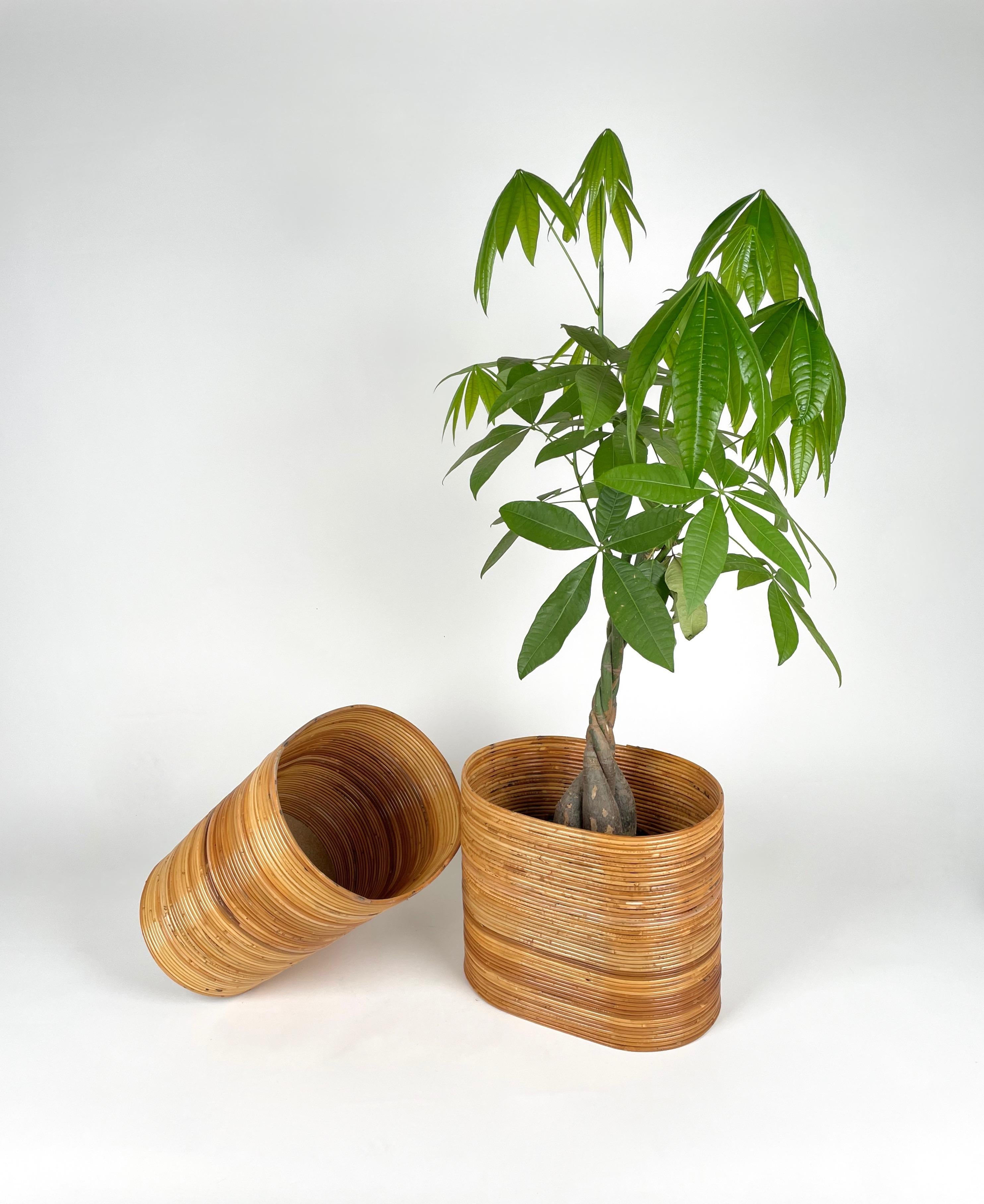 Mid-Century Pair of Rattan and Bamboo Oval Basket Plant Holder Vase, Italy 1960s For Sale 1
