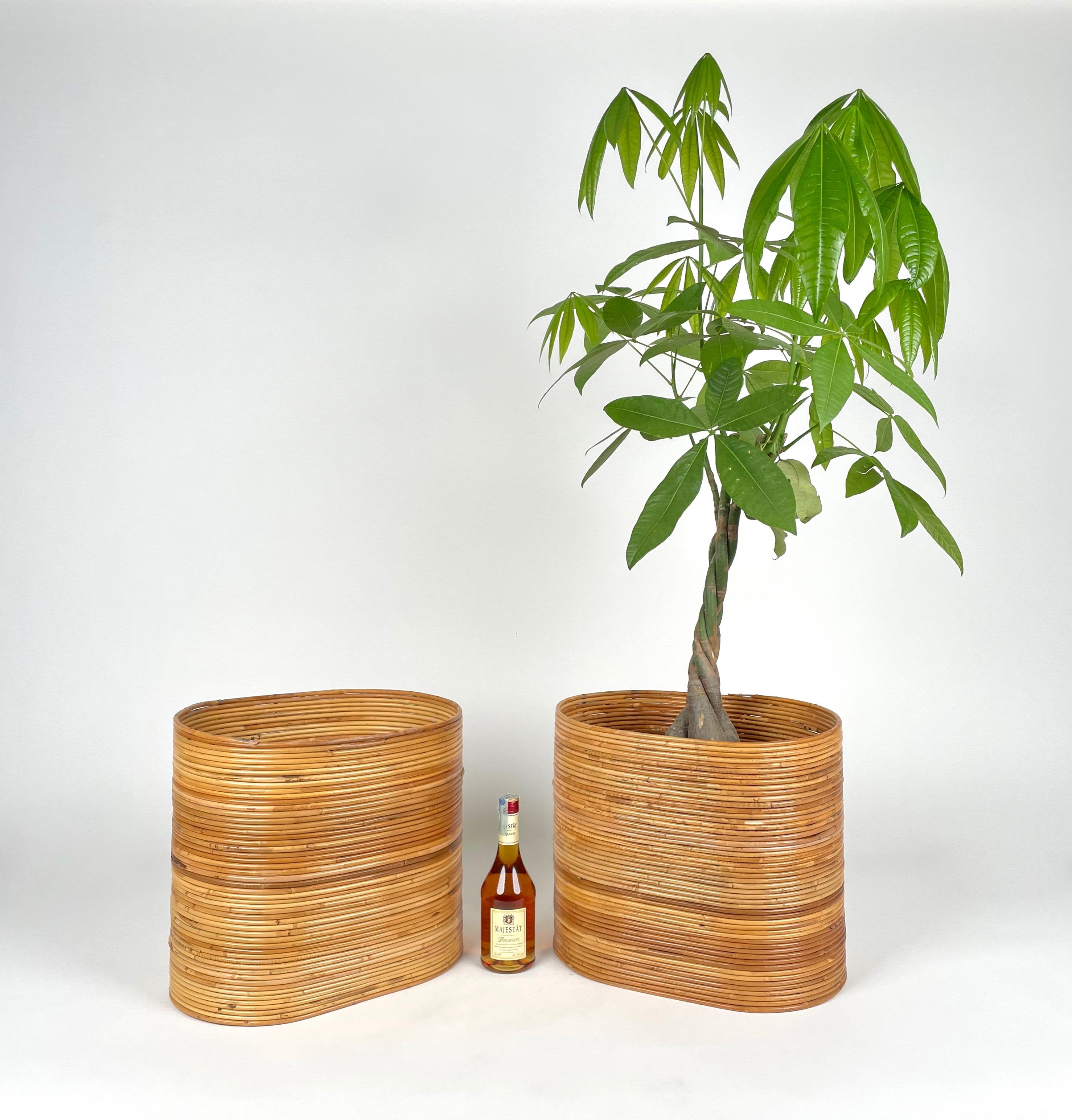 Mid-Century Pair of Rattan and Bamboo Oval Basket Plant Holder Vase, Italy 1960s For Sale 2