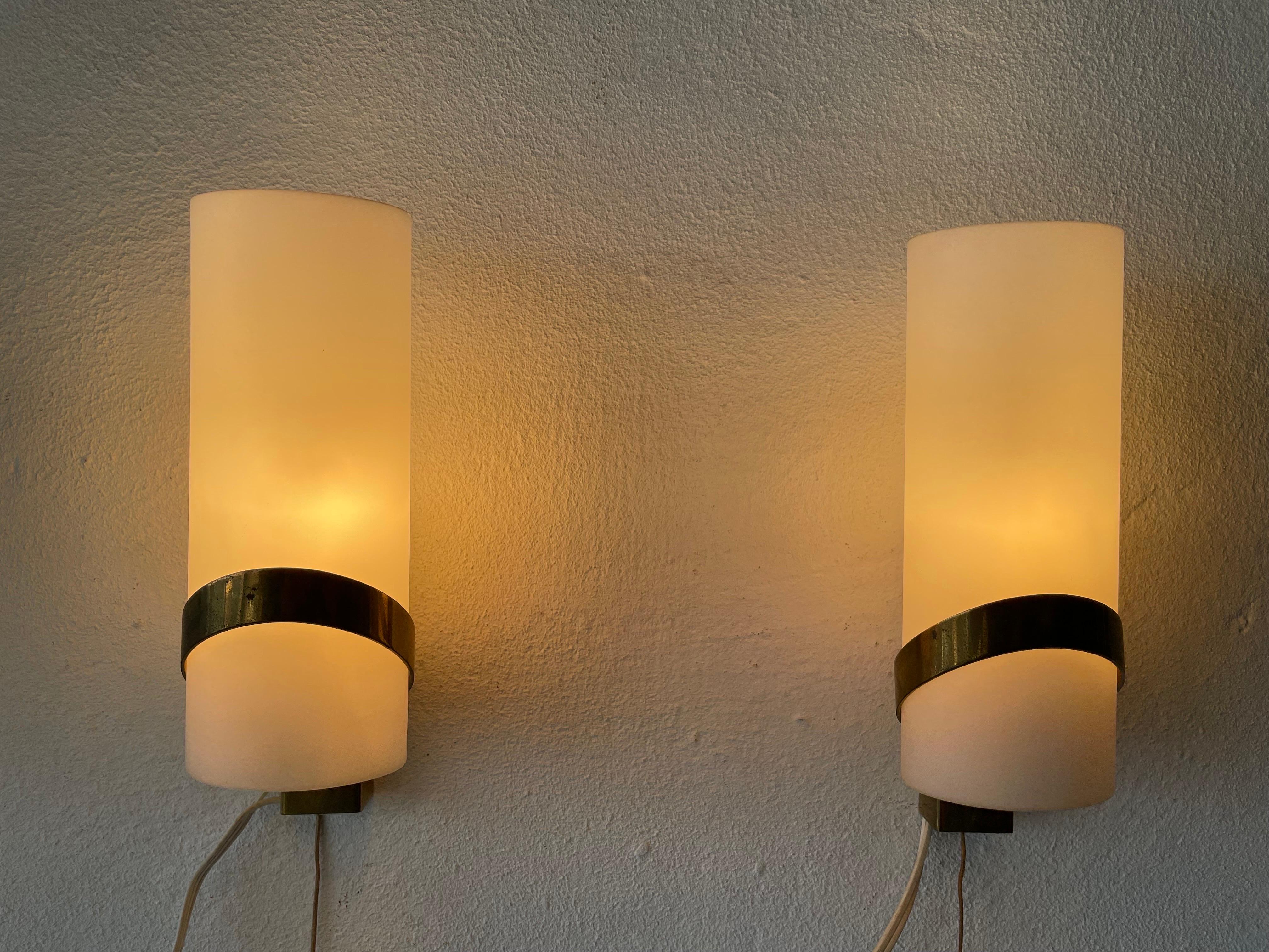 Mid-Century Pair of Sconces by Stilnovo, 1950s, Italy For Sale 5
