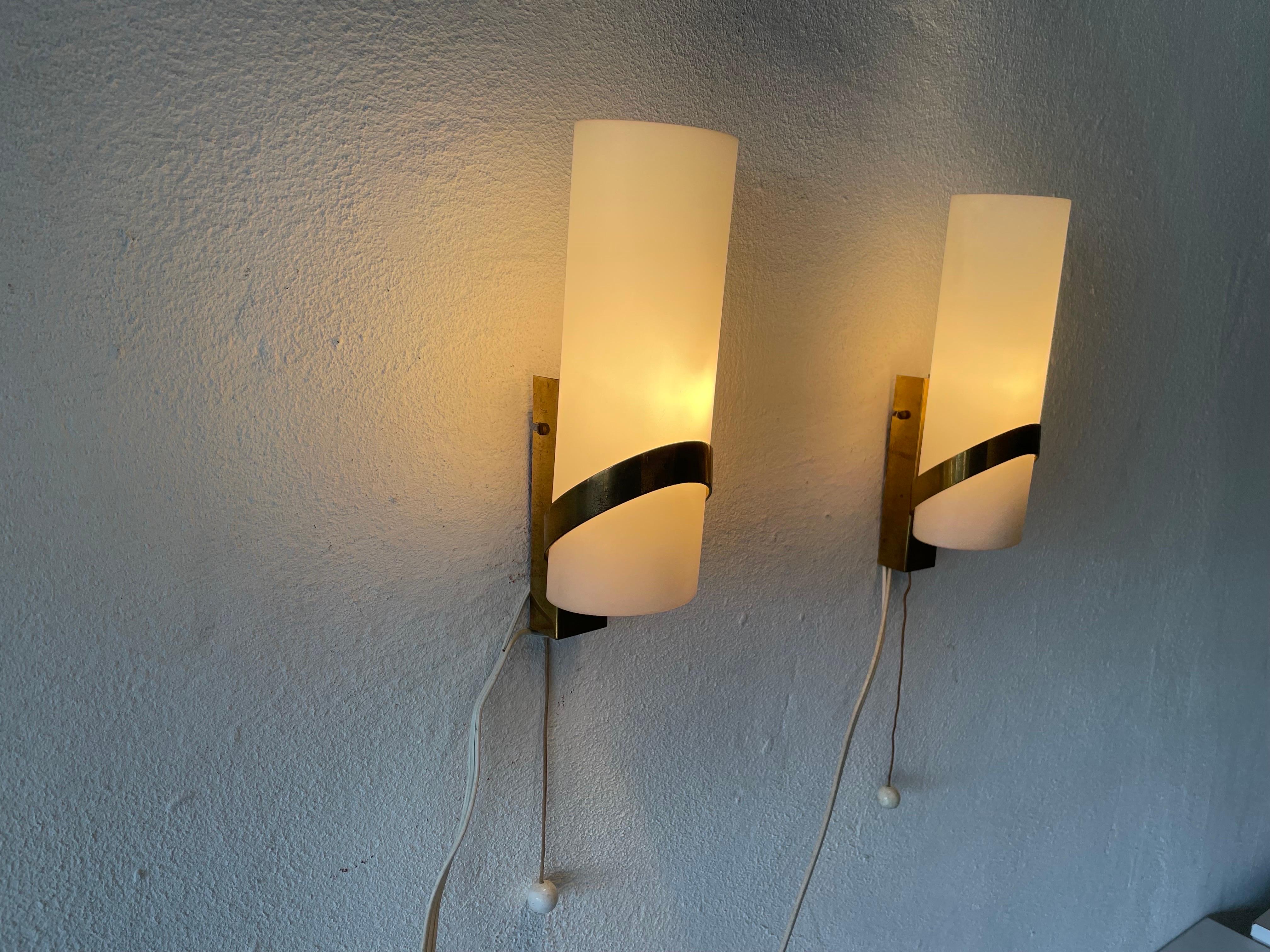 Mid-Century Pair of Sconces by Stilnovo, 1950s, Italy For Sale 6