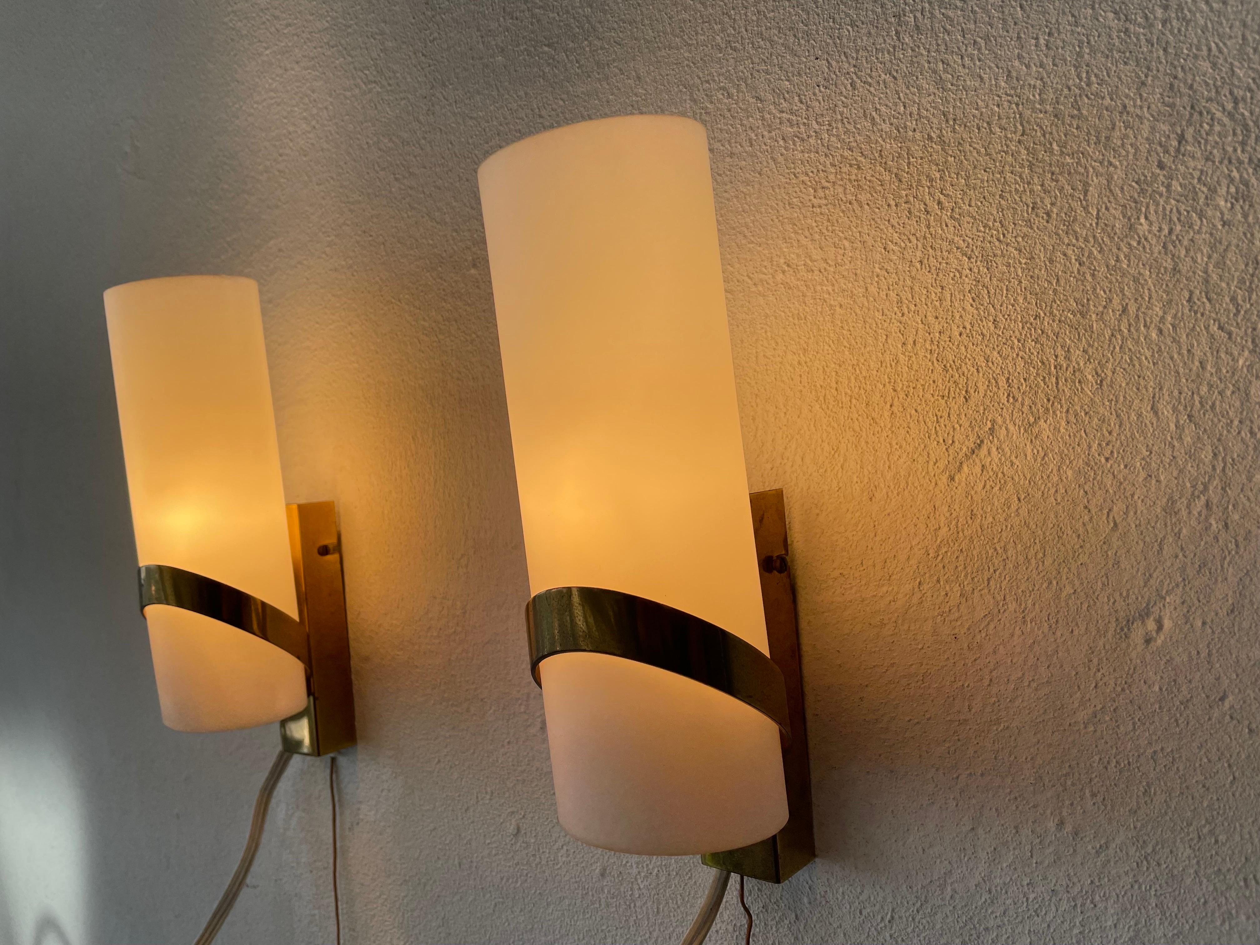 Mid-Century Pair of Sconces by Stilnovo, 1950s, Italy For Sale 8