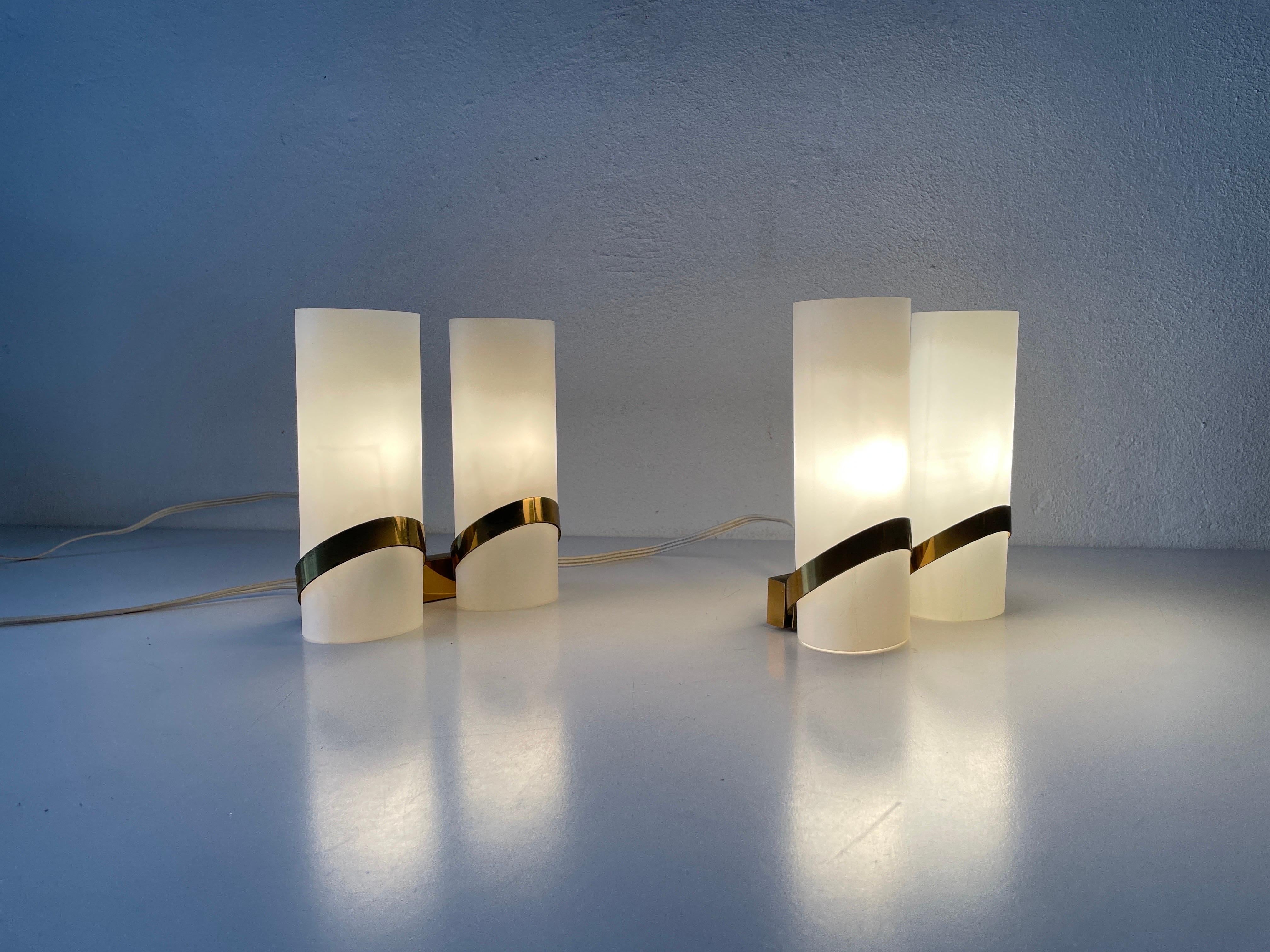 Mid-Century Pair of Sconces by Stilnovo, 1950s, Italy For Sale 1