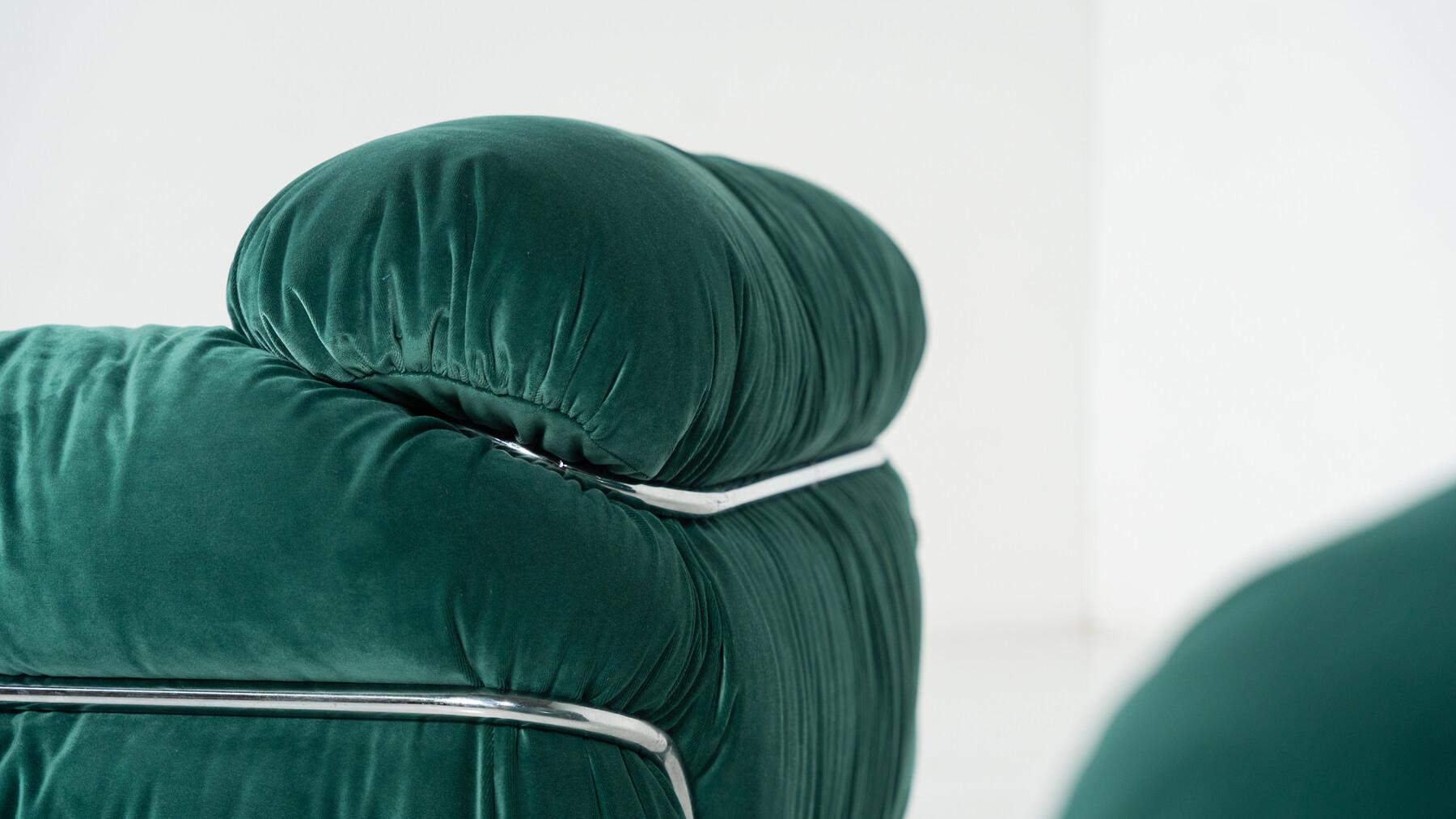 Coppia di poltrone Sesann di metà secolo di Gianfranco Frattini per Cassina, anni '70 in vendita 1