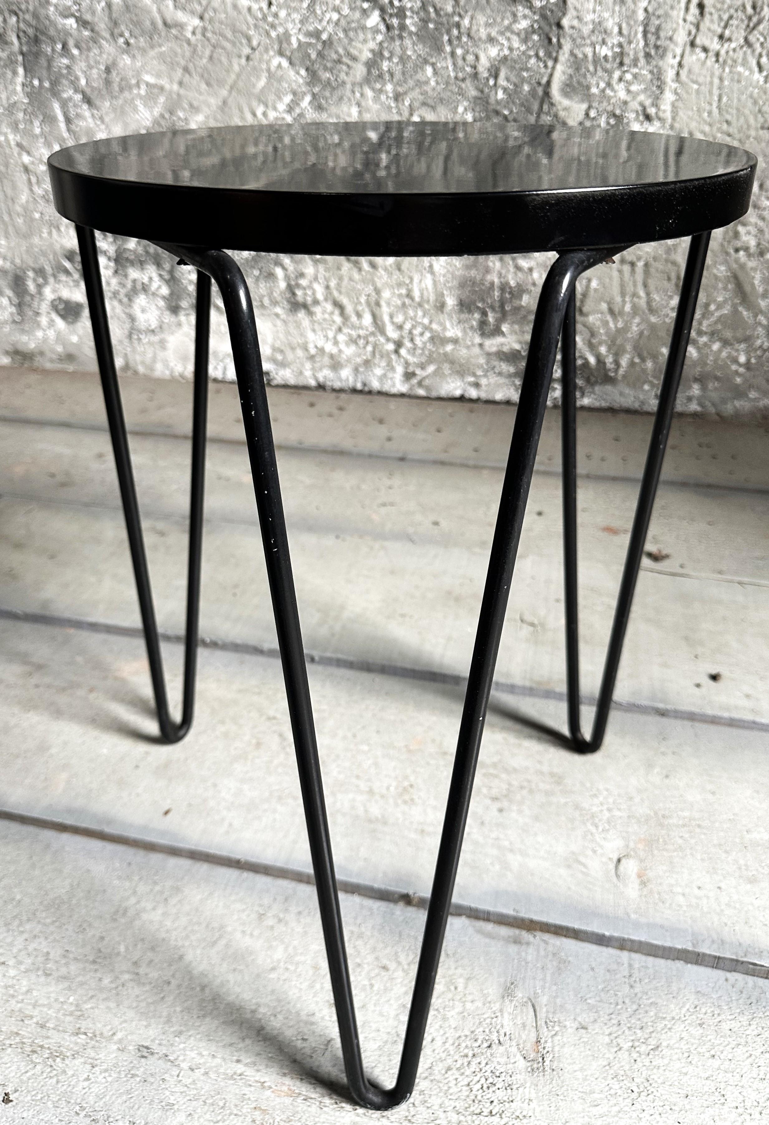 Paire de tabourets du milieu du siècle, modèle 75 de Florence Knoll, 1950 en vente 5