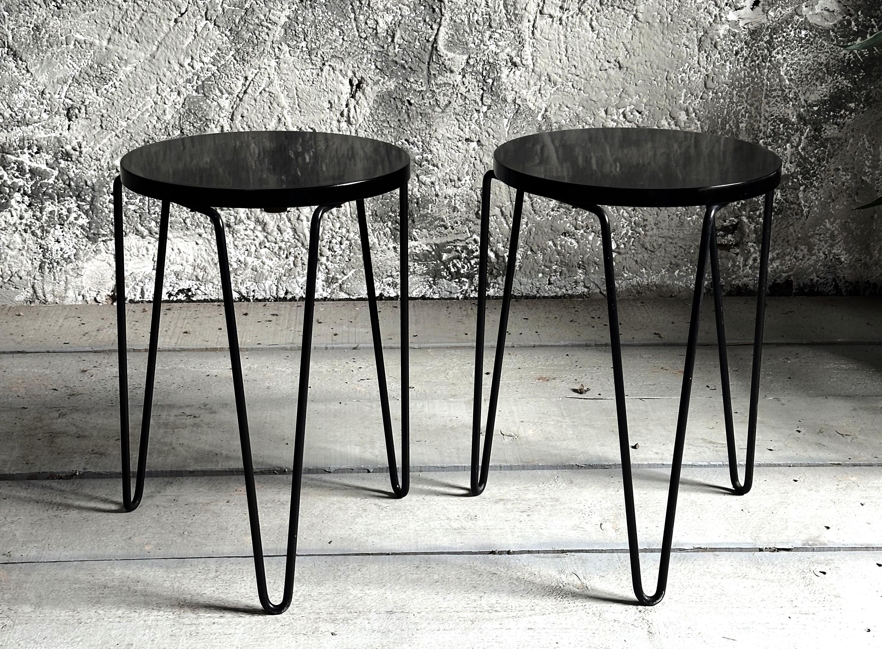 Paire de tabourets du milieu du siècle, modèle 75 de Florence Knoll, 1950 Bon état - En vente à Saarbruecken, DE