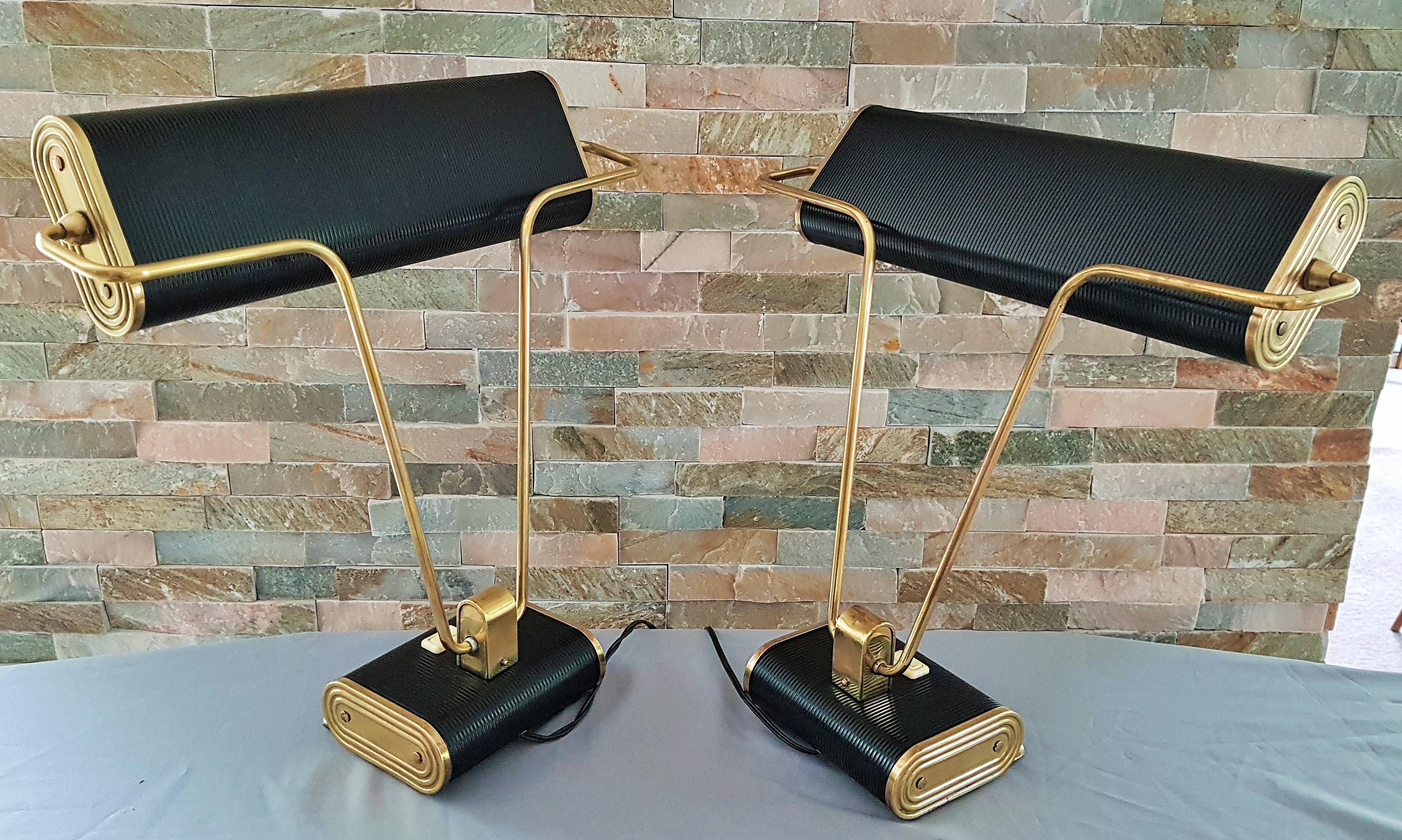 Mid-Century Pair of Table Lamps by Eileen Gray for Jumo, France 1940 11